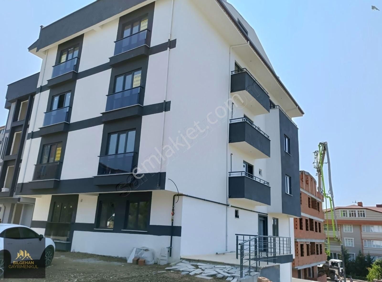 Akse Mahallesinde Satılık Sıfır 2+1 Arakat Daire