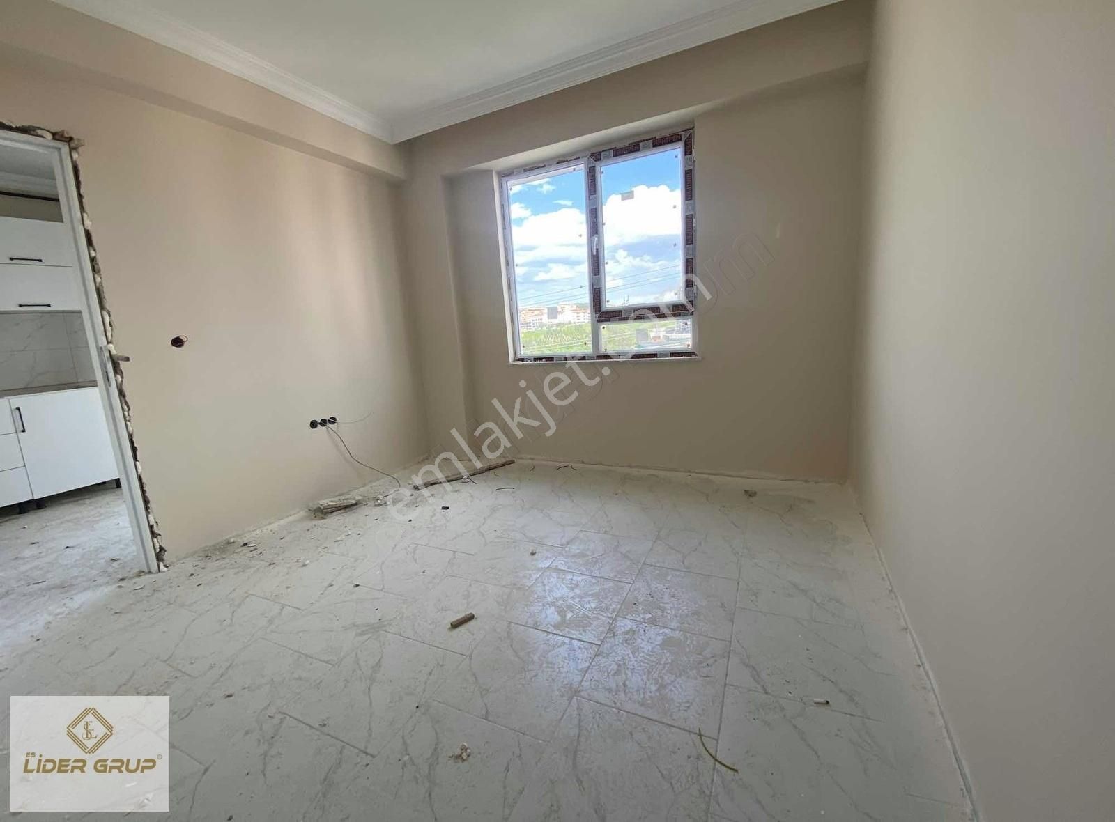 [es Lider] Büyükdere'de Yerden Isıtmalı Satılık 1+1 Daire