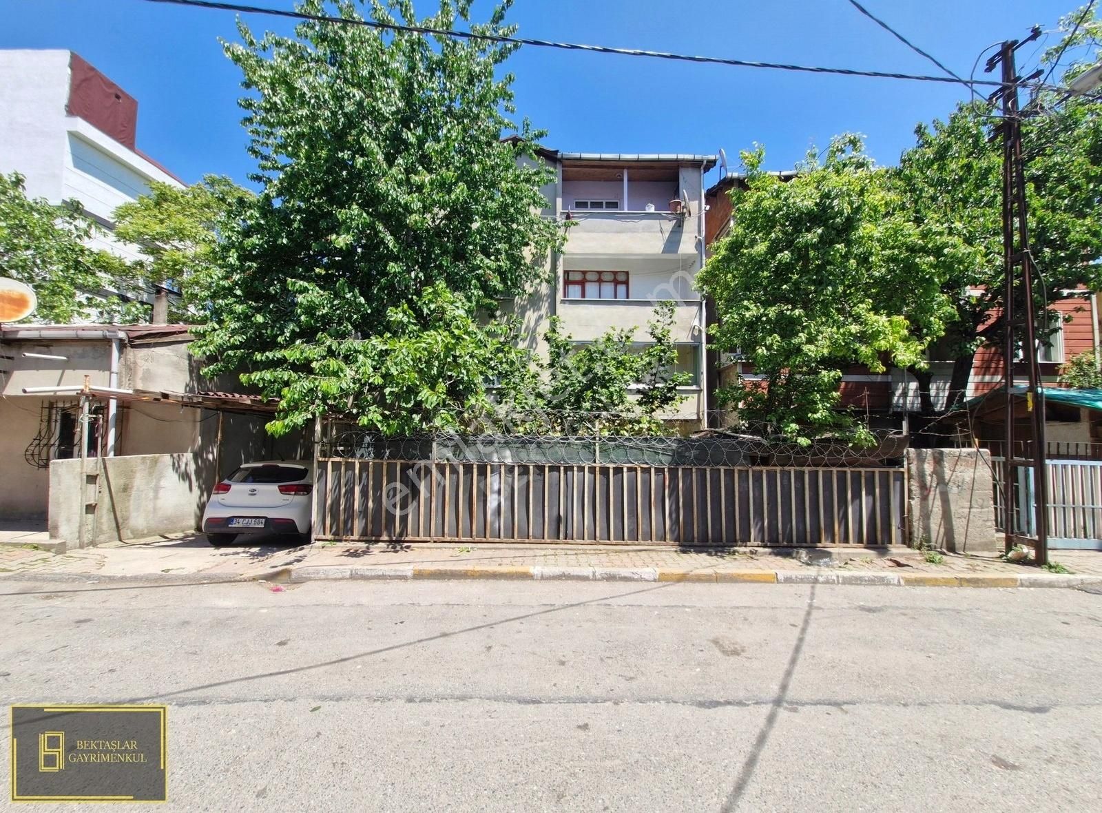 Osmangazi'de Ulaşımı Kolay,kombili,boyalı,geniş,giriş Kat (3+1)