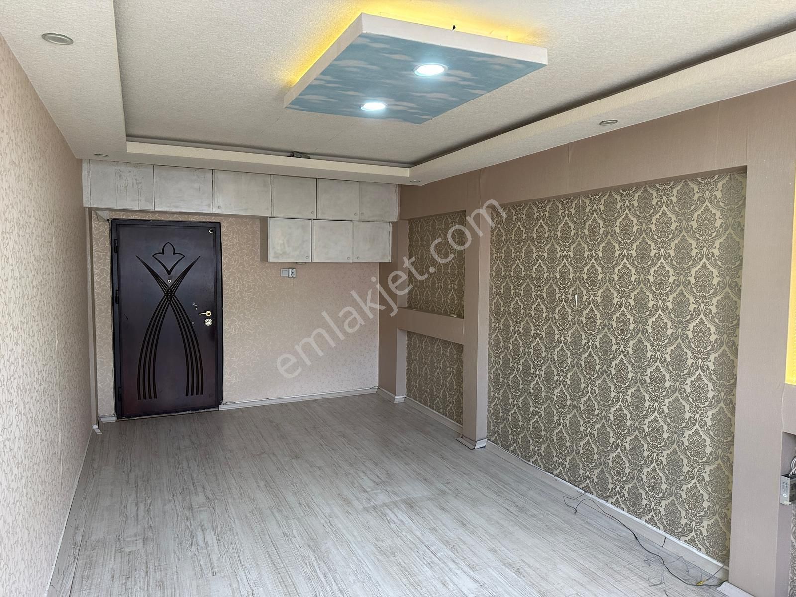 Şenyurt Sitesinde Kiralık Ofis Büro