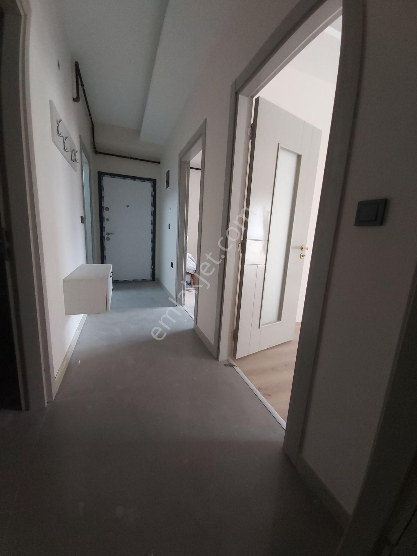 Örnekköy'de Önü Açık Ferah Yüksek Giriş Sıfır Kapalı Mutfak 2+1 - Görsel 14