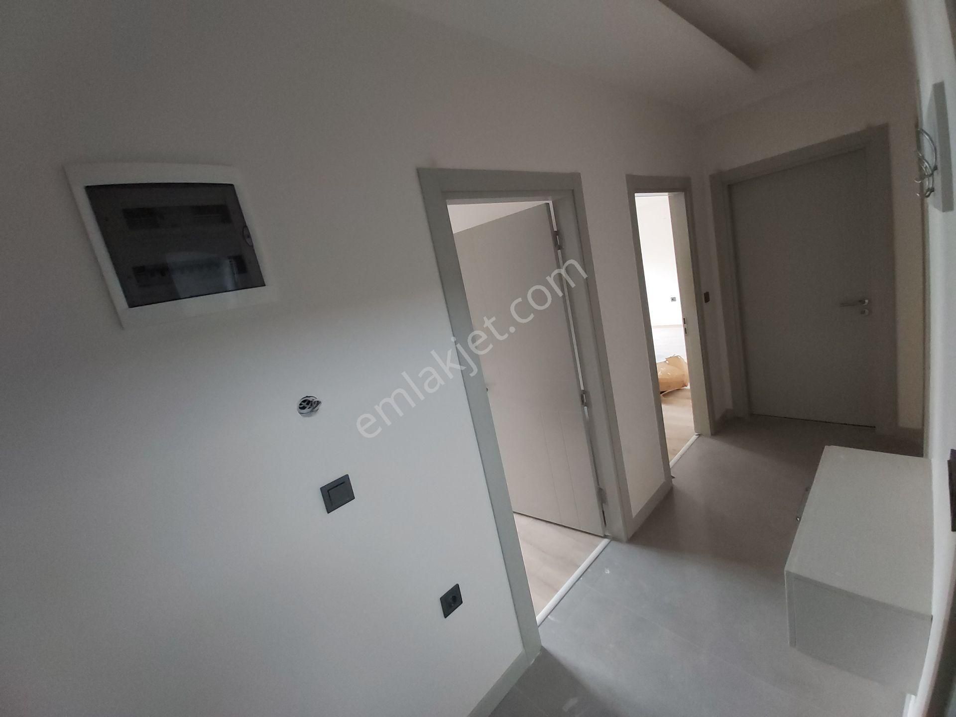 Örnekköy'de Önü Açık Ferah Yüksek Giriş Sıfır Kapalı Mutfak 2+1 - Görsel 18