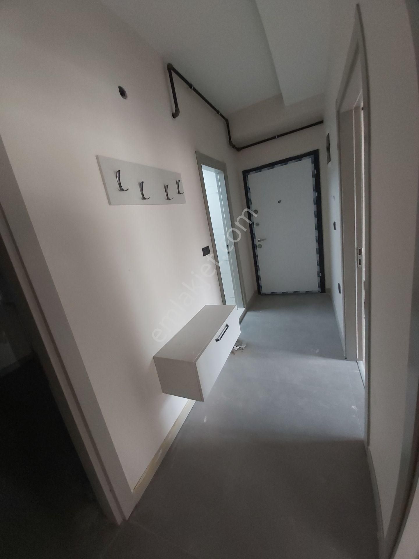 Örnekköy'de Önü Açık Ferah Yüksek Giriş Sıfır Kapalı Mutfak 2+1 - Görsel 19