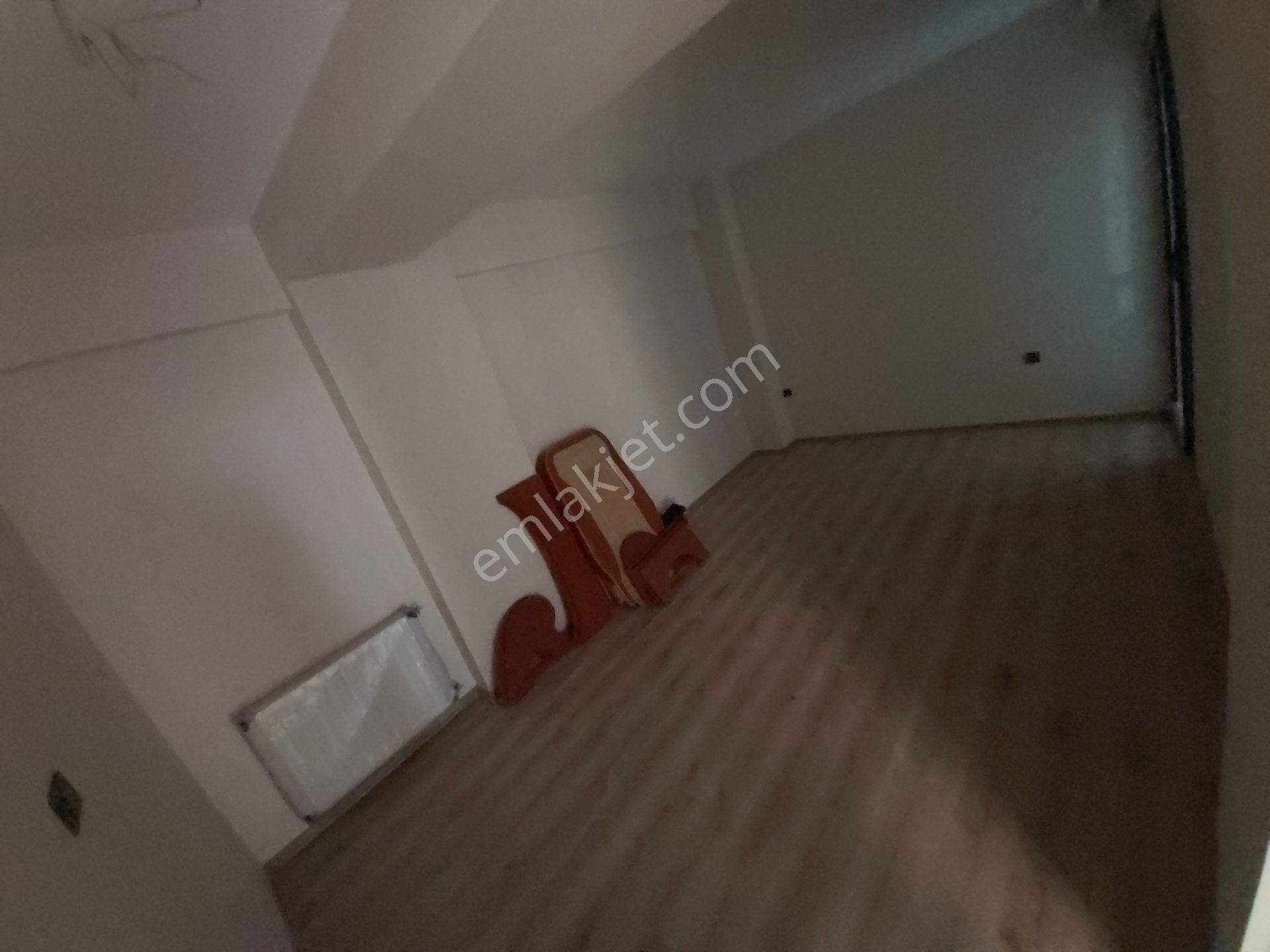 Örnekköy'de Önü Açık Ferah Yüksek Giriş Sıfır Kapalı Mutfak 2+1 - Görsel 12