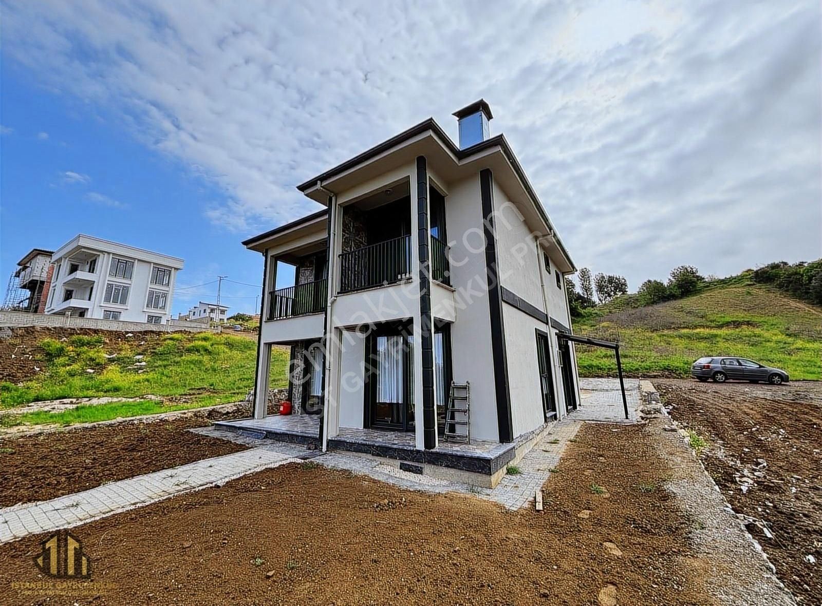 Yalova Termalde 361 M2 Arsa İçerisinde 188 M2 4+1 Müstakil Villa