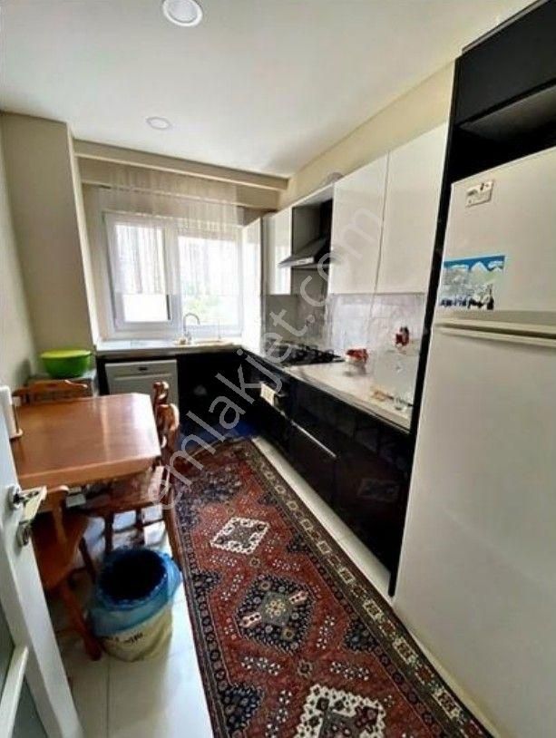 Eriş Emlak Dan Ömerpaşada 24 Saat Güvenlikli 100m2 2+1 4 Yıllık