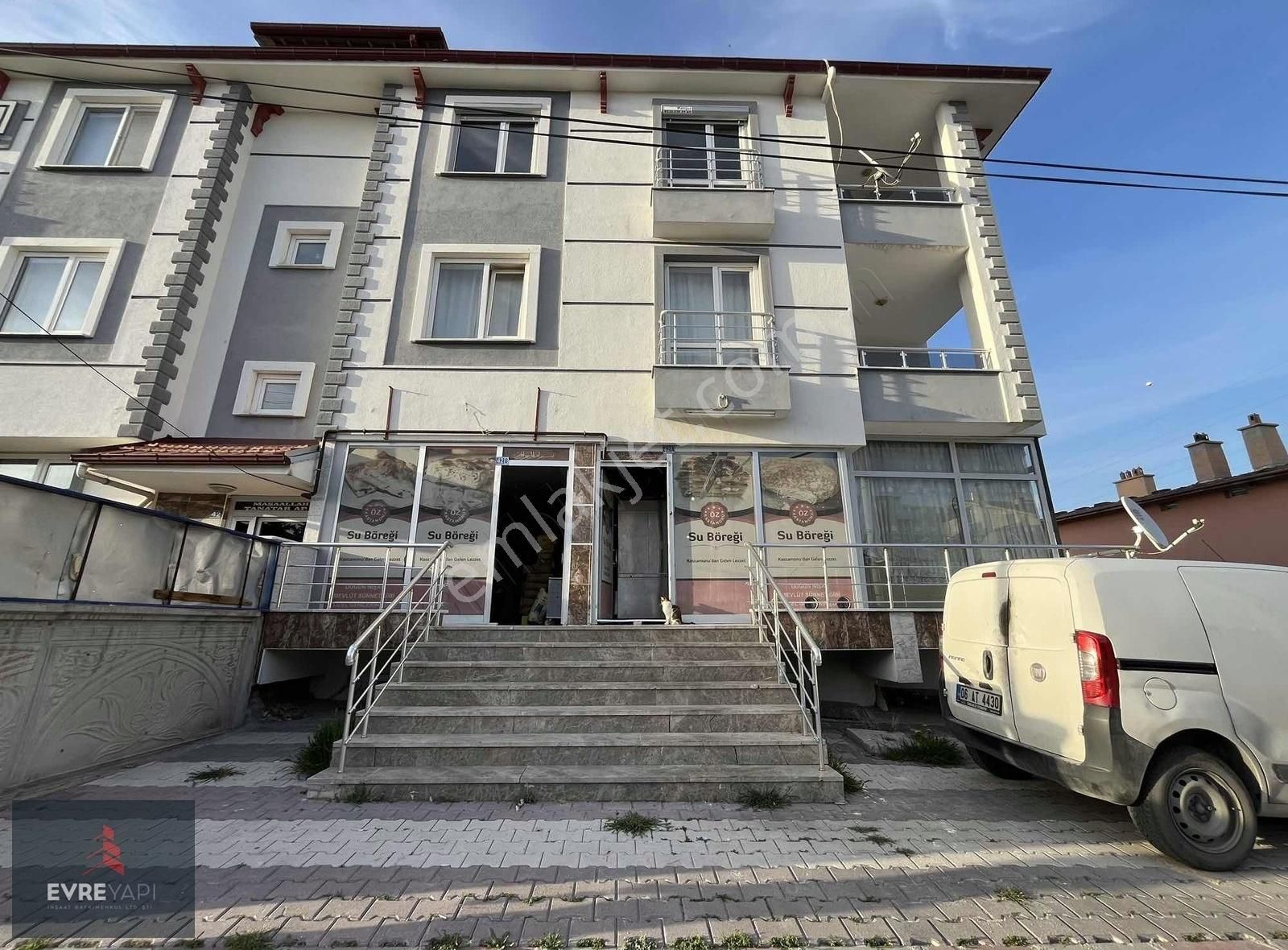 Evre Yapı'dan Korcan Caddesi Üzeri Satılık 2 Adet Dükkan