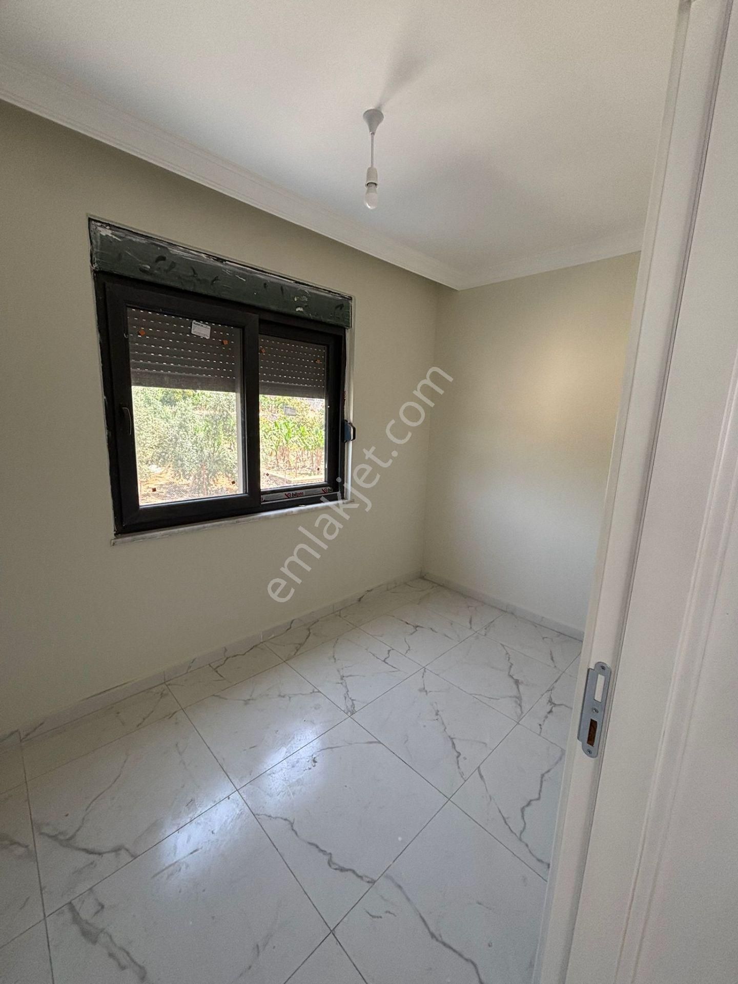 Deniz Yolunda Sıfır 1+1 Kiralık Daire