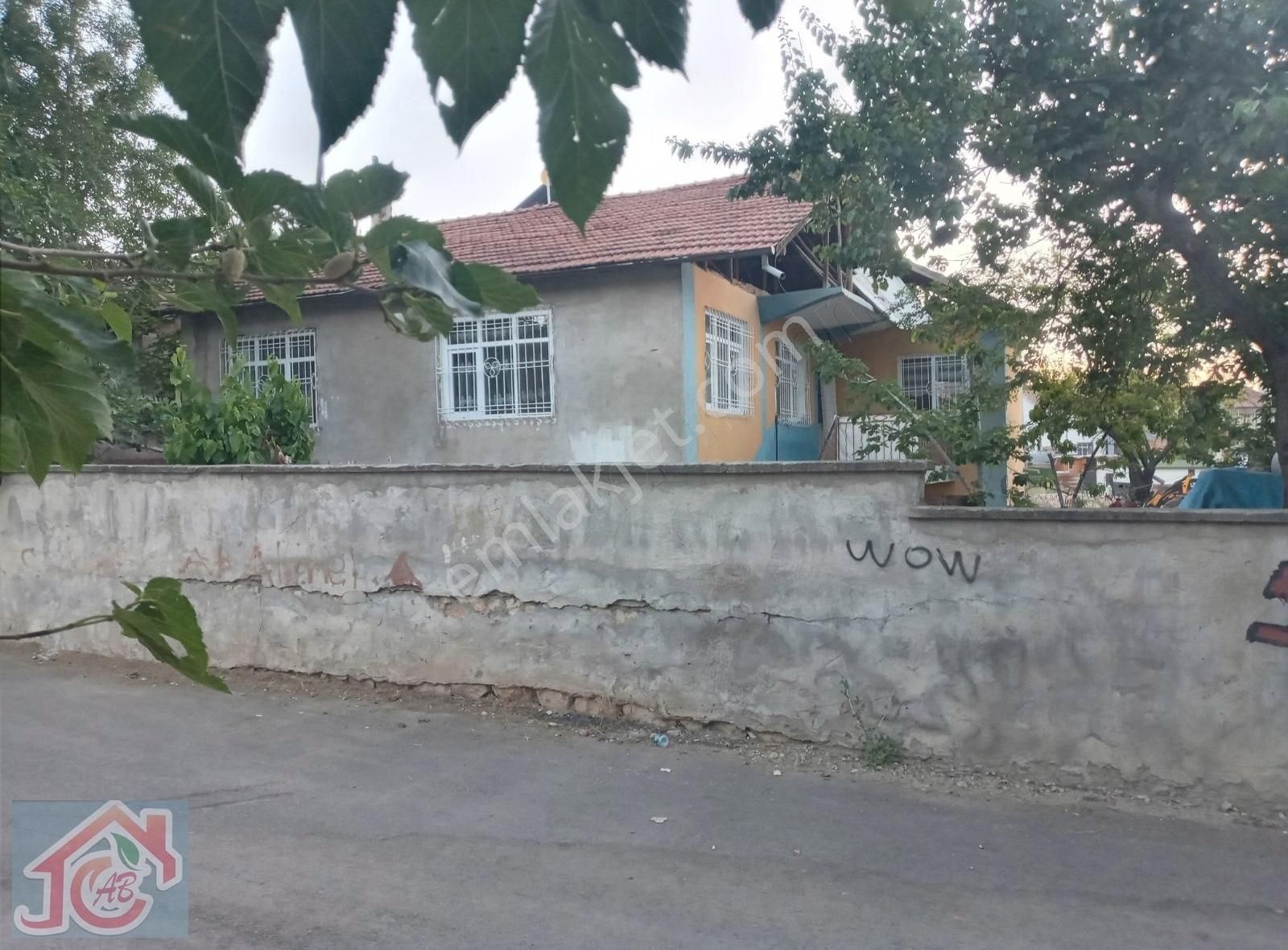 Tecde'de Satılık İki Katlı Müstakil Ev