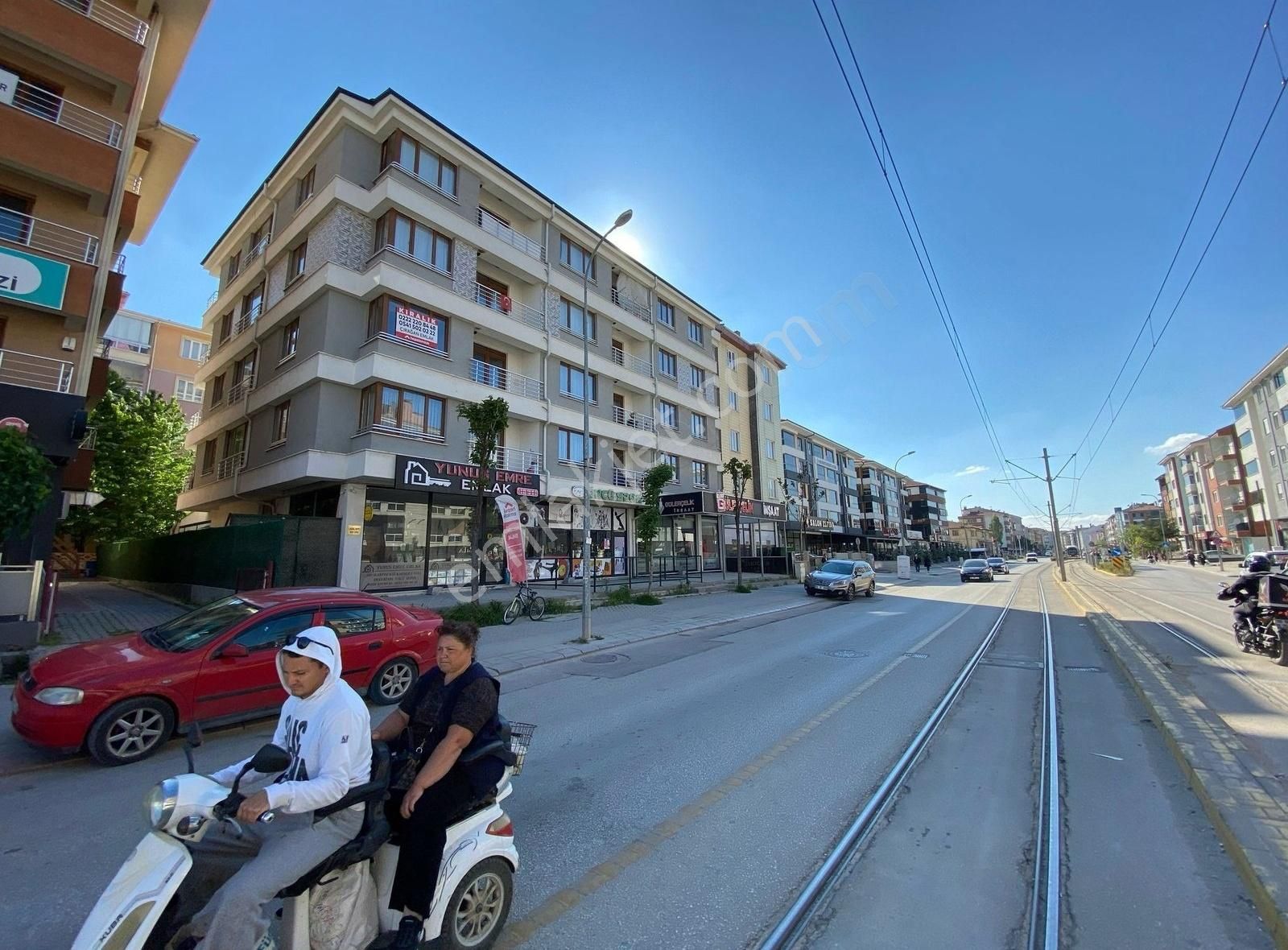Çırağan Emlak'tan Emek Mah.ertaş Caddesi Bakımlı 3+1 Daire