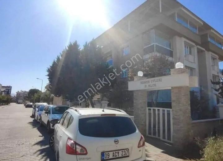 Kiralık Lüks Daire – Nazilli Zafer Mahallesi / Kemer Evleri
