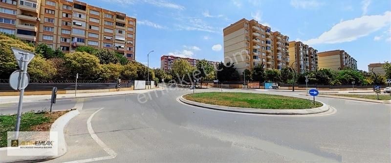 Gençlik Caddesinde 1300 M2 Kupon Arsa