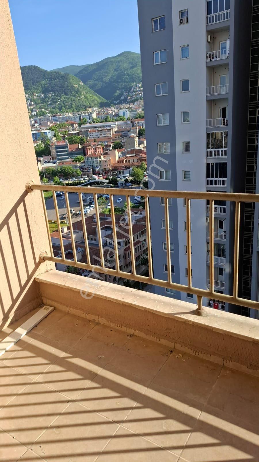 Doğanbey Toki Konutları’nda Hiç Kullanılmamış 3.5+1 Kiralık Daire