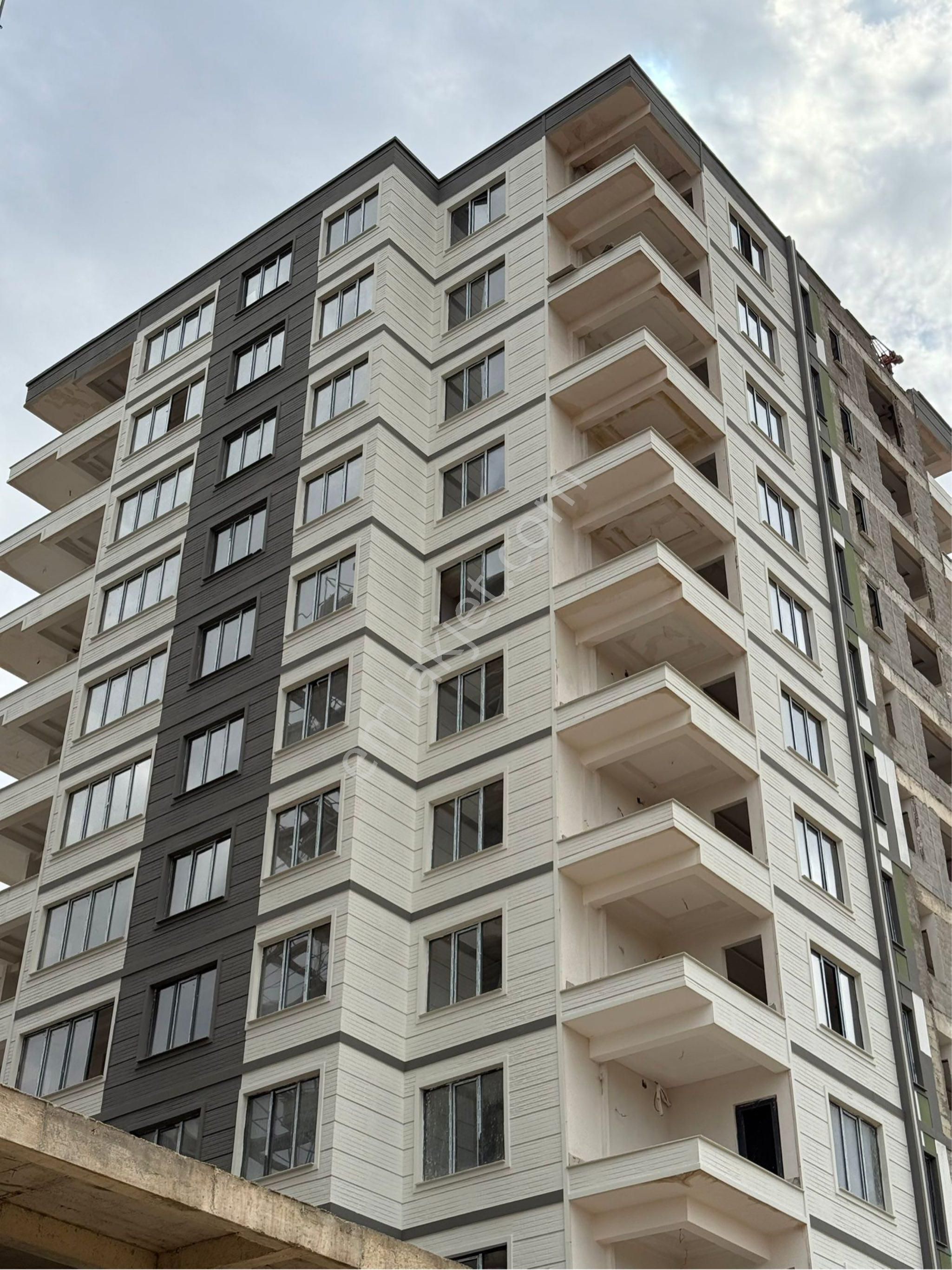 Elya Emlak'dan Ultra Lüsx 4+1 Uygun