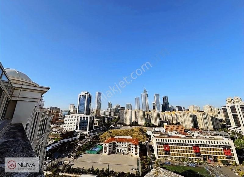 Ataşehir Deluxıa Palace Satılık Boş Ofis Dubleks Emsalsiz