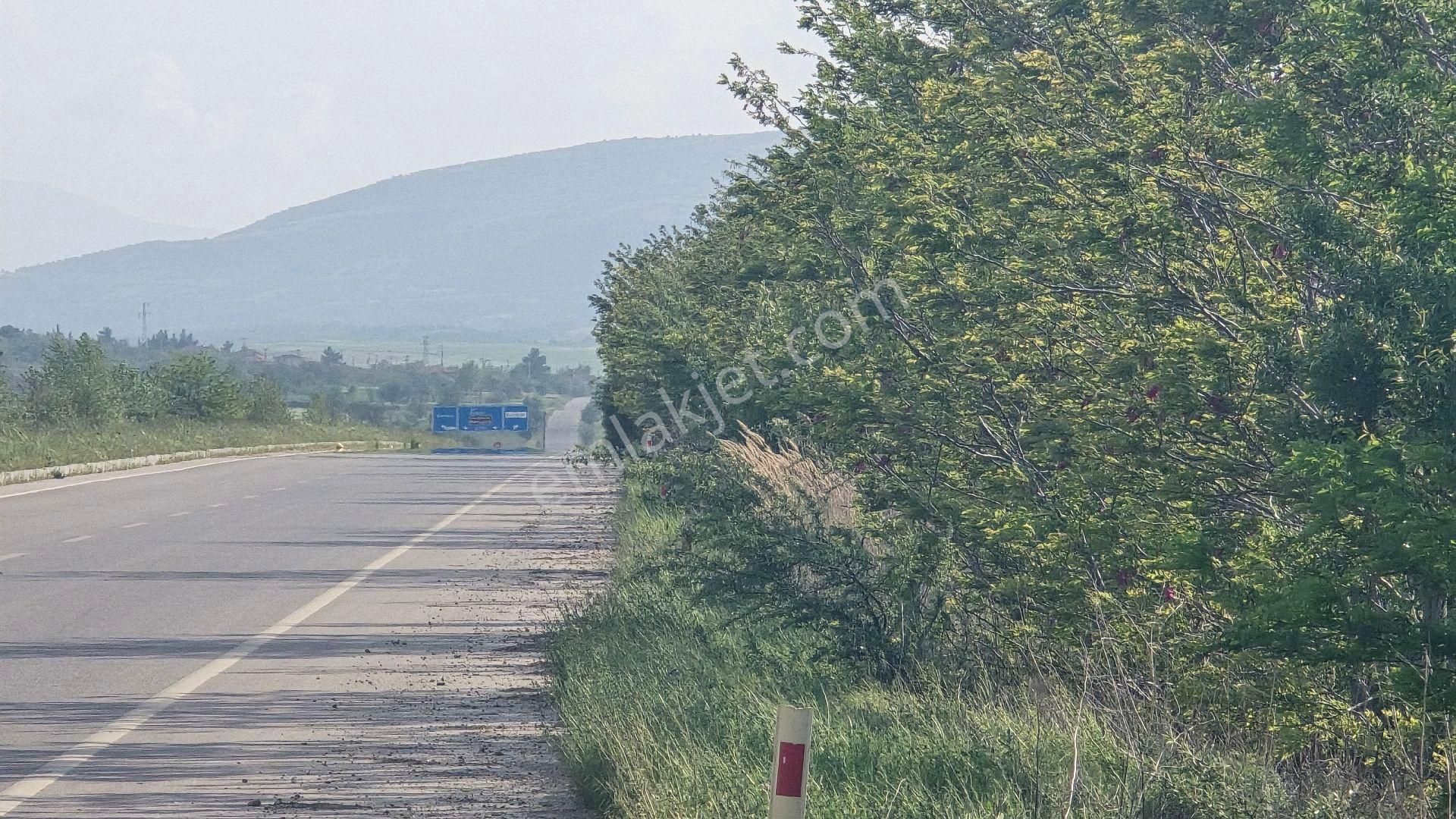 Denizli Uşak Yoluna 115 Metre Cepheli 22.000 M2 Eşsız Arazı
