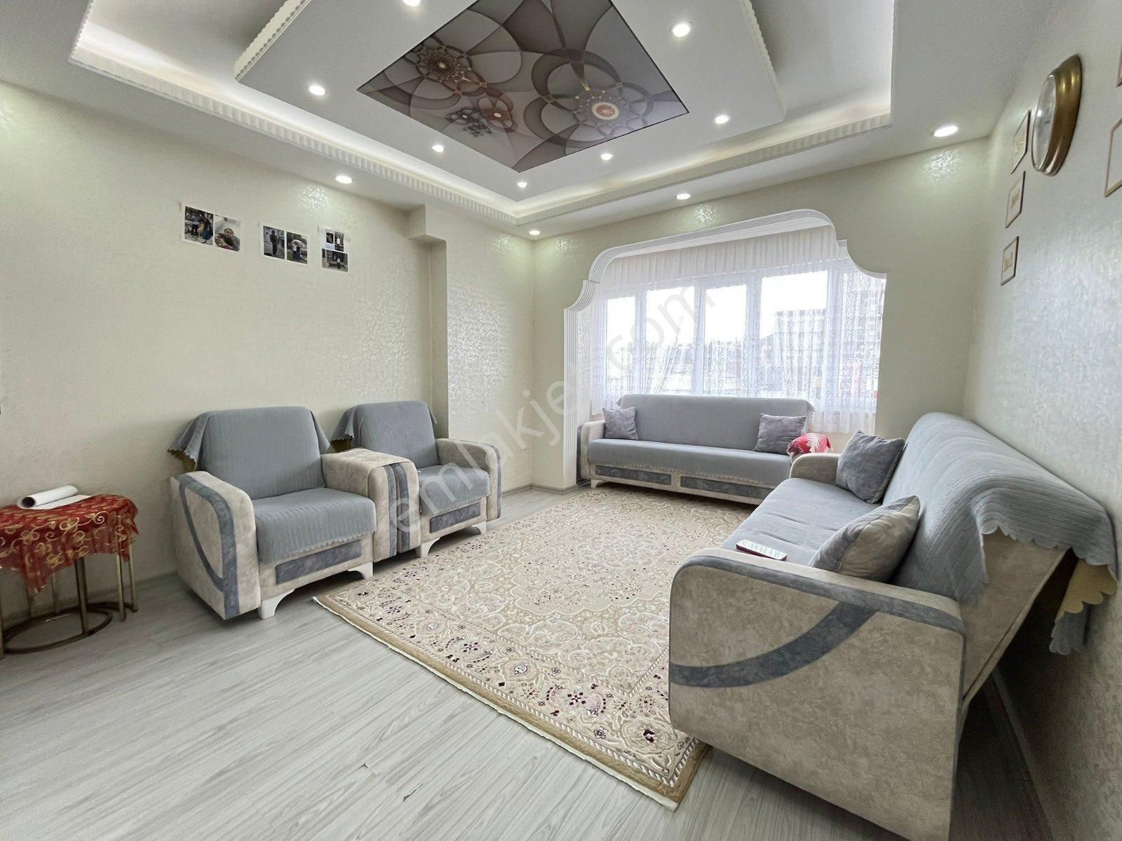 İmren Gayrimenkulden Satılık Tevfikbey Mh. 2+1 100 M2 Ön Cephe