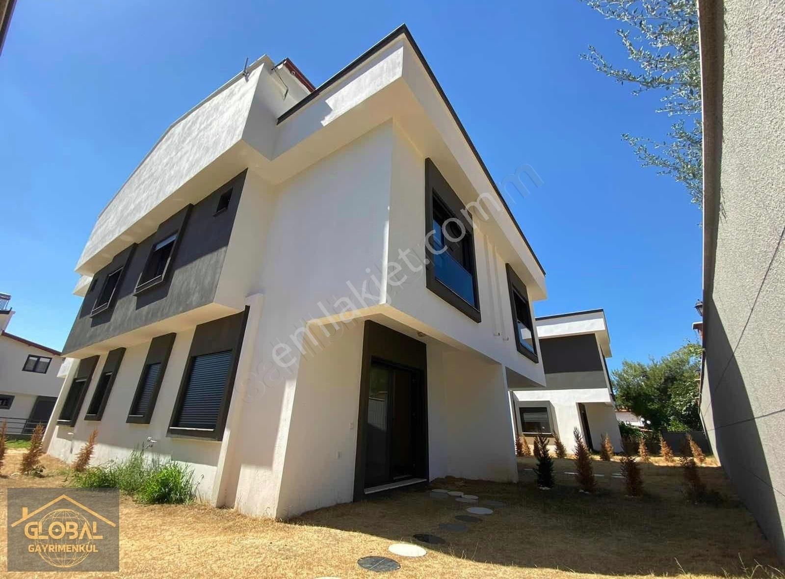 Aradığınız Villa Burada Doğa İle İç İçe Beyaz Eşyalı Yazlık