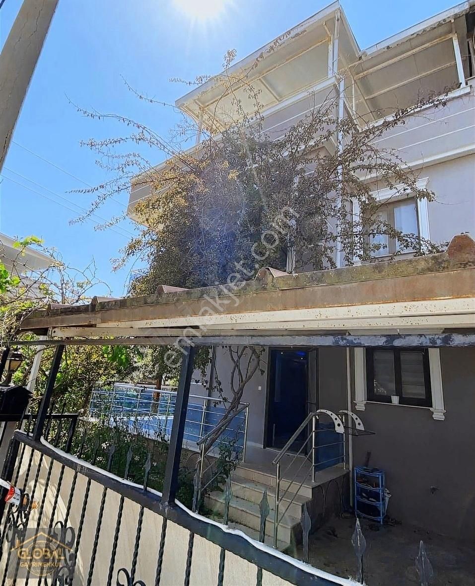 Doğanbeyde Denize 350 Mt 3+1 Otoparklı Köşe Villa