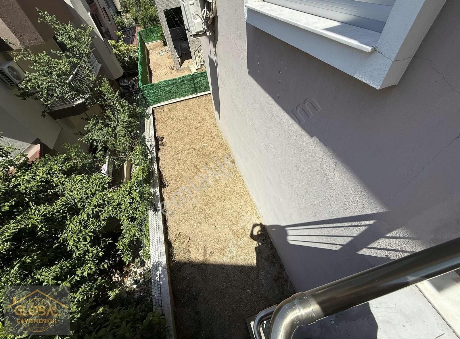 Deniz Manzaralı Villa 3+1 Bahçe Katlı (pazarlık Payı Var)
