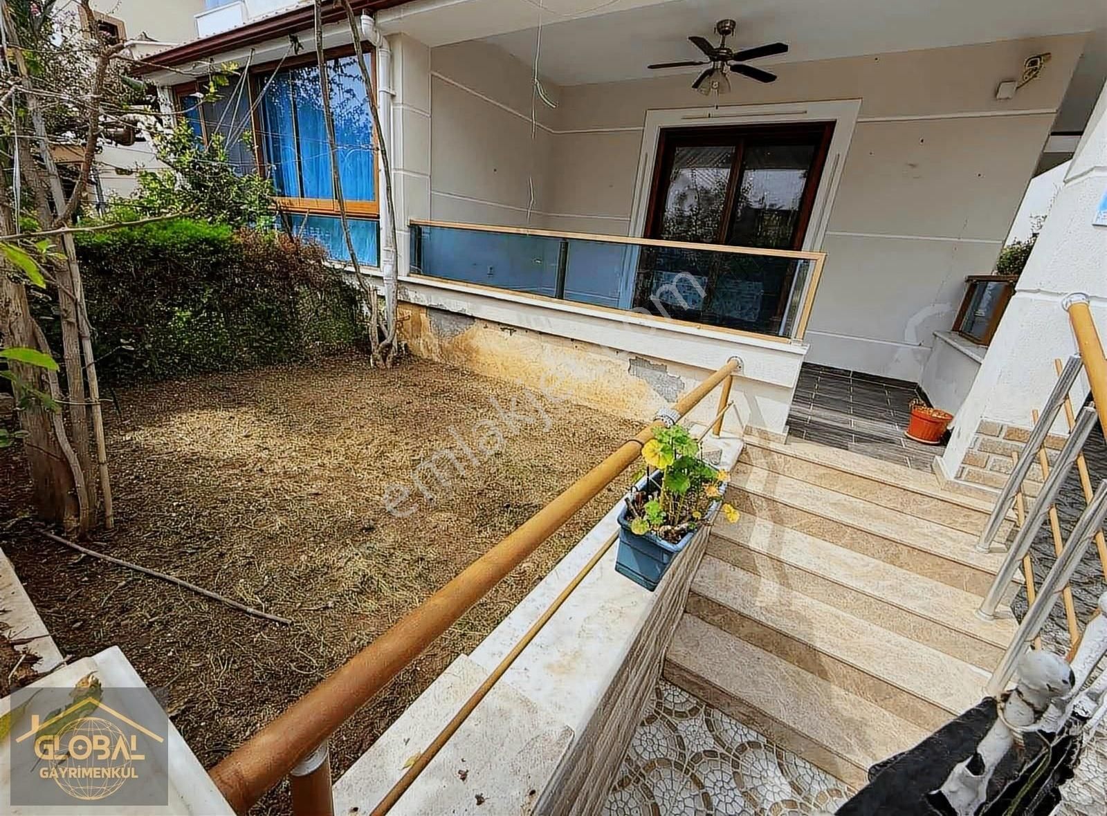 Global'den Deniz Tarafında 3+1 Villa