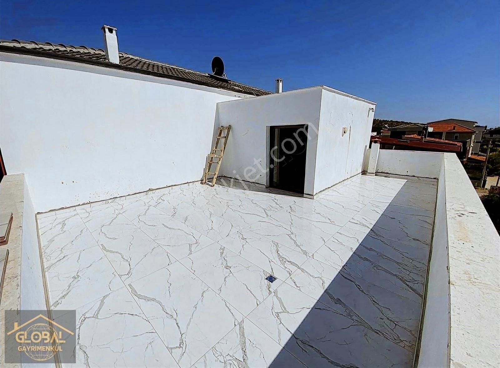 Global Gayrimenkul Den Geniş Bahçeli Denize Yakın Villa - Görsel 15