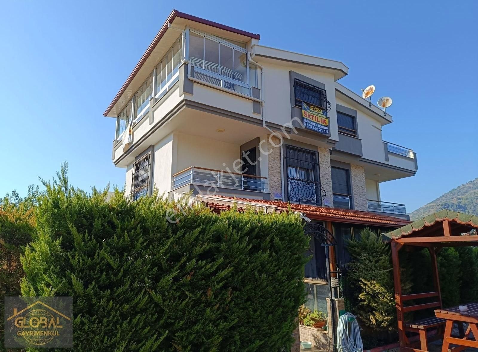 Global'den Özdere'de Deniz Tarafında Köşe Konumda 3+1 Villa