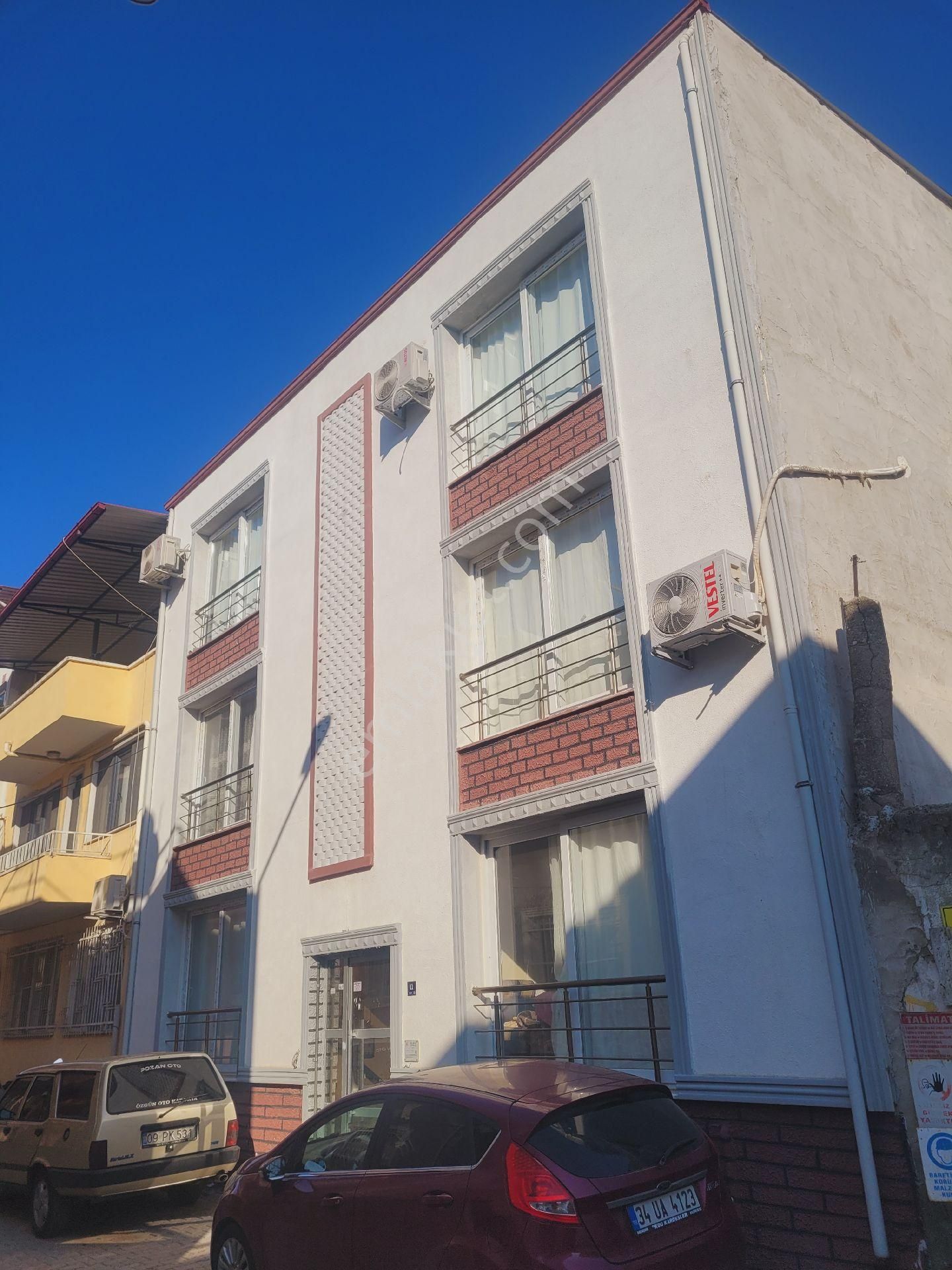 Fiyat 1.750.000iletişim ☎️ 0546 804 34 30 Aydın Nazilli Turan Mahallesi'nde Çarşı Merkezde🟠2+0
