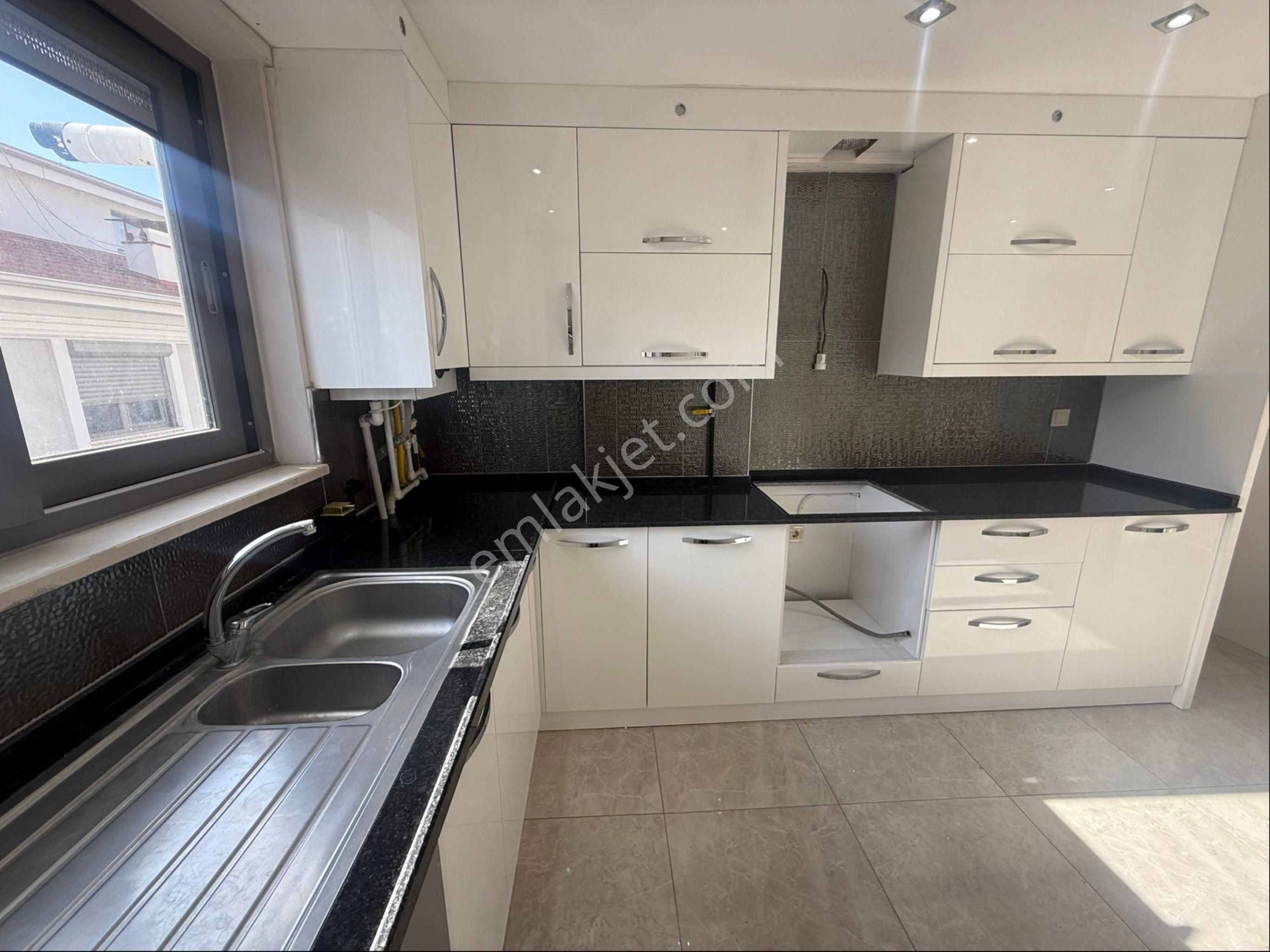 Bağbaşı'nda 170 M2 2+1 Dubleks Geniş Ferah Daire - Görsel 3