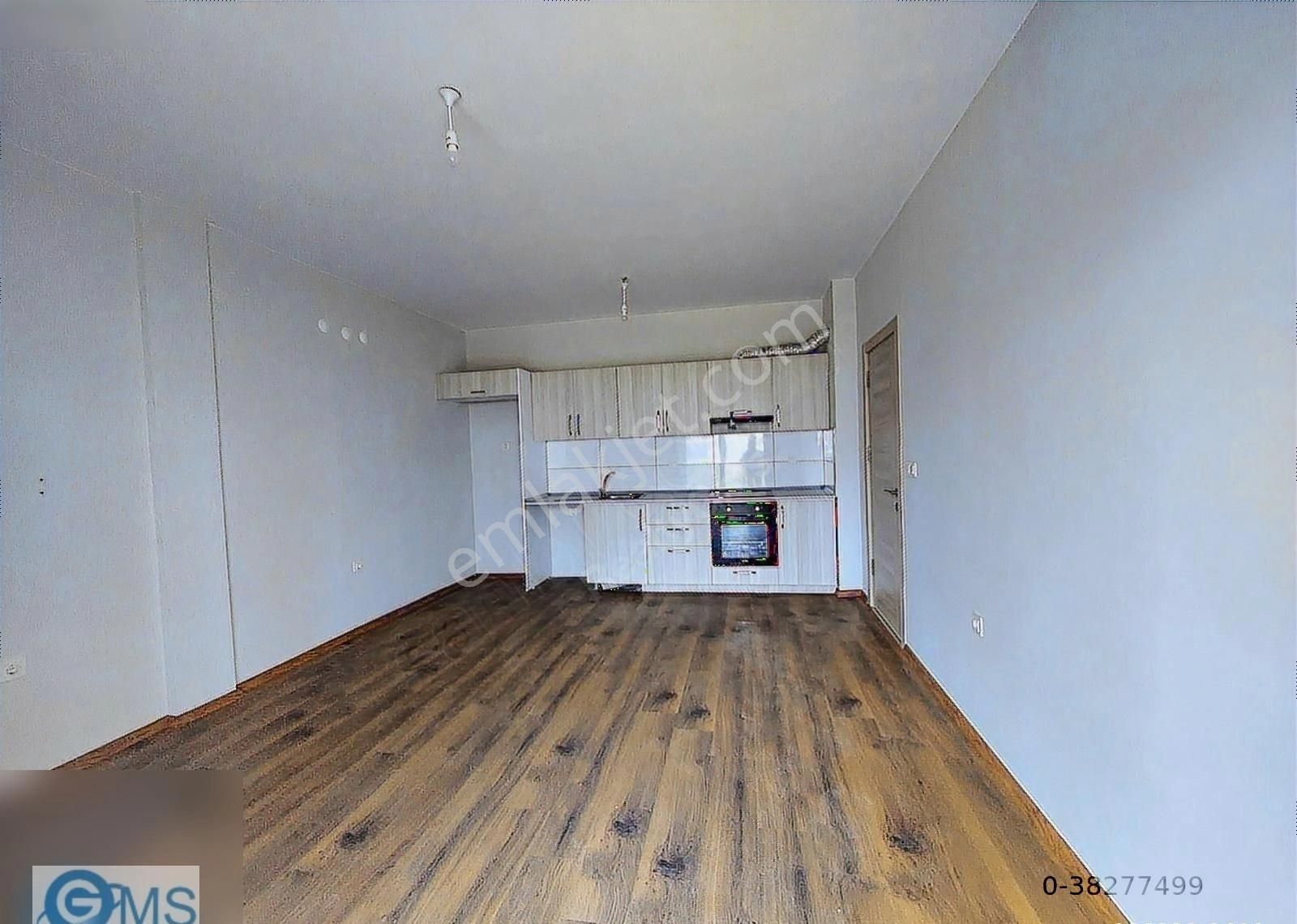 Güneş Mah.güvenlikli Sitede 2.kat Asansörlü 2+1 90m² Sıfır Daire