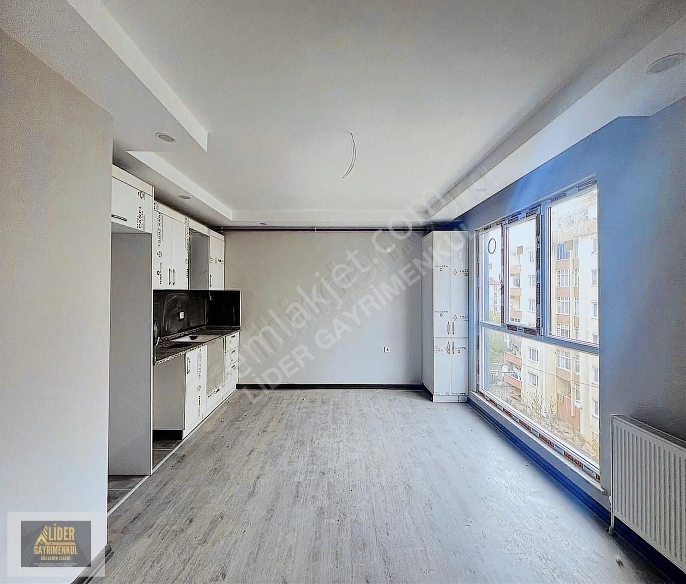 Cerkezköy Lider'den İstasyon Mah.1+1.55m²iskanlı Daire