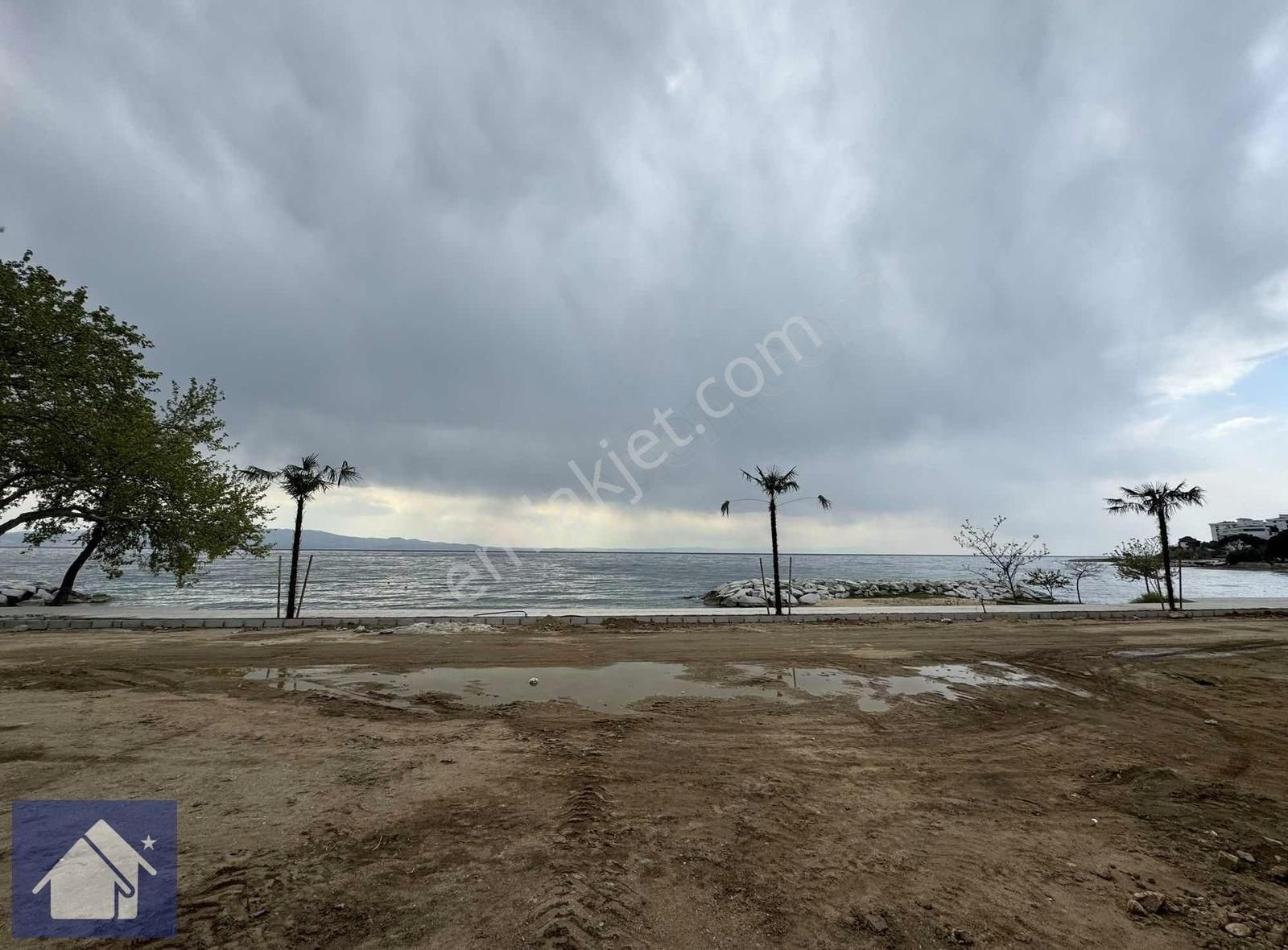 *yılandar Mevkiinde*denize Sıfır Sitede*130 M2*ultra Lüks - Görsel 8