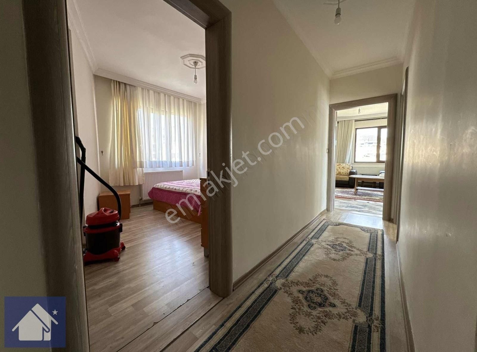 *iskele Meydanında*denize 100 Metre*4+2*dubleks*ayrı 2 Adet 2+1