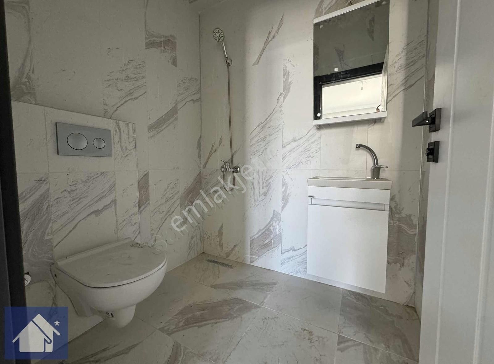 *mükemmel Komum*3+1*sıfır*ebeveyn Banyolu*yerden Isıtmalı*130 M2 - Görsel 5