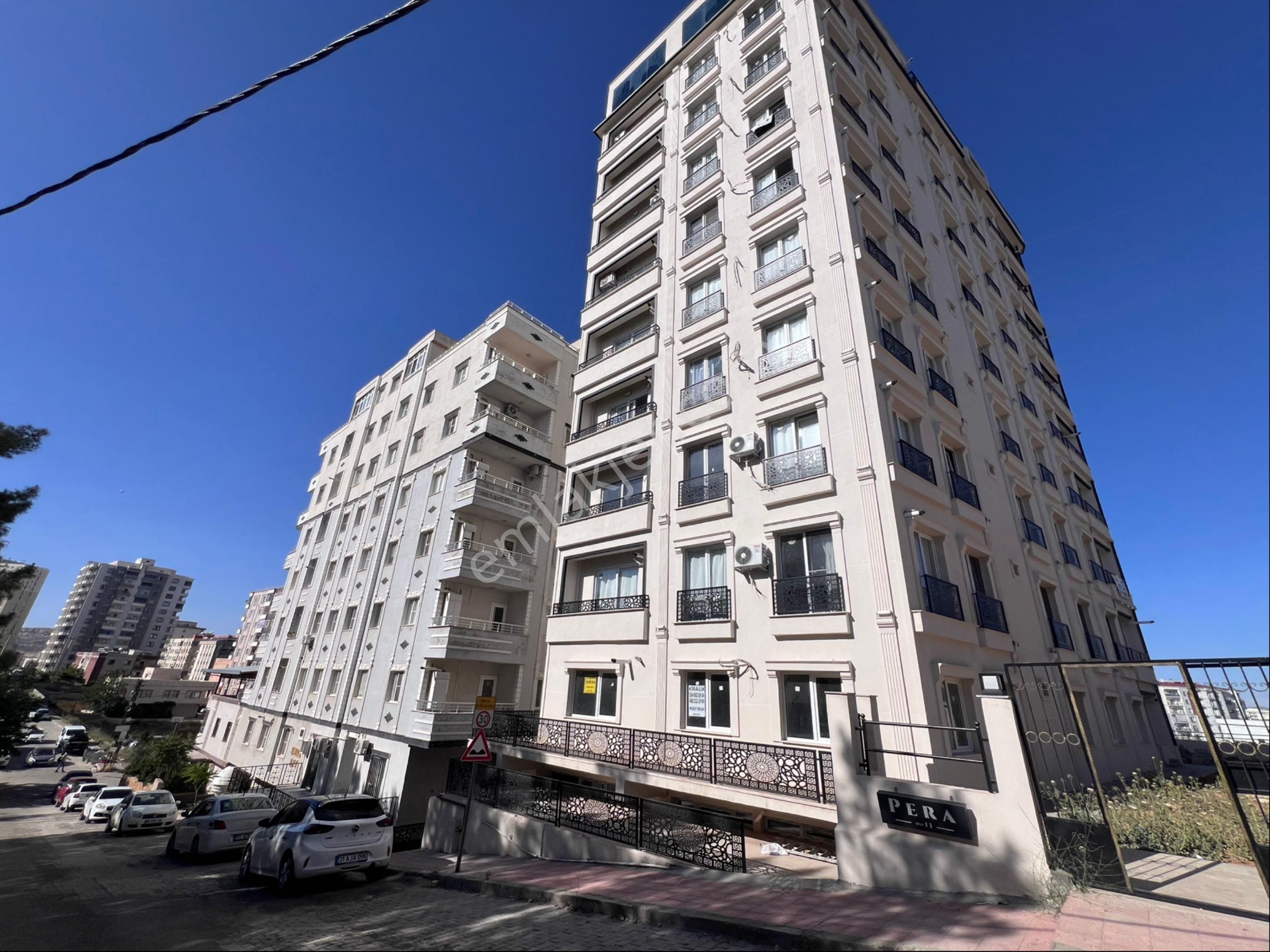 Murat Emlaktan Merkez Ptt Yanı Ultra Lüks Sıfır 1+1 Dairemiz Kiralıktır