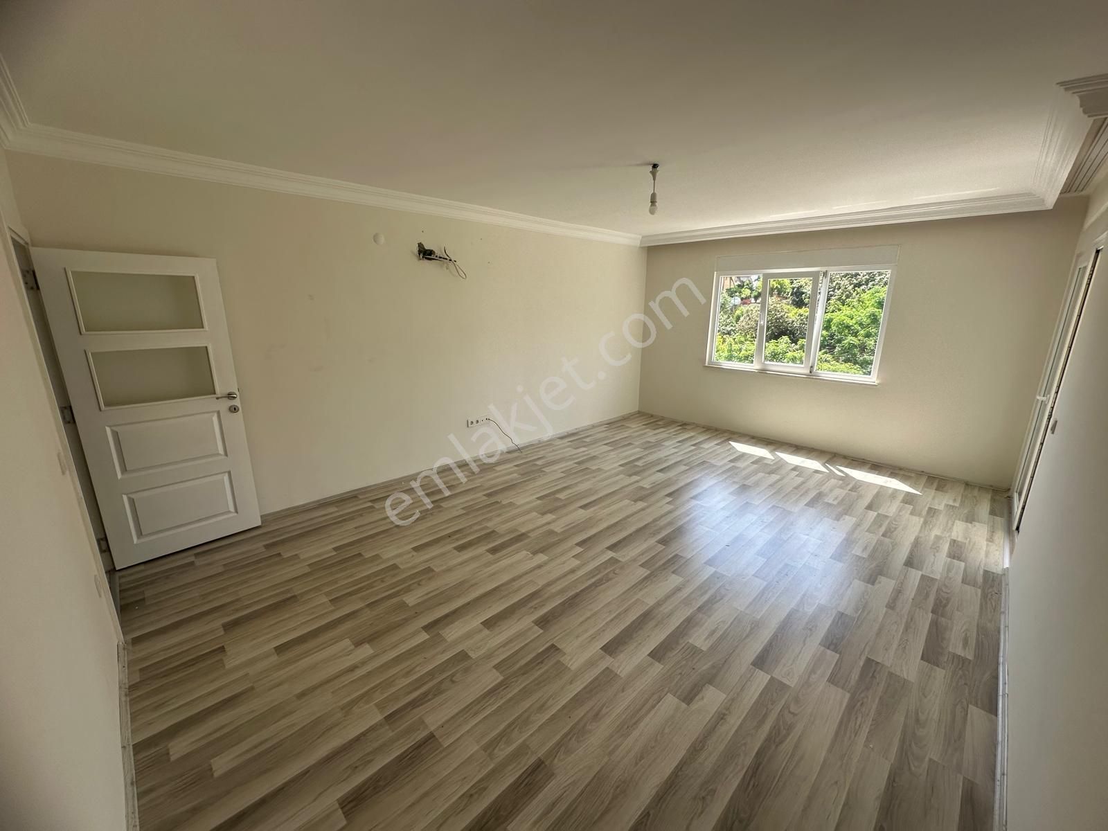 Alanya Cikcilli Mah.satılık 2+1 Daire