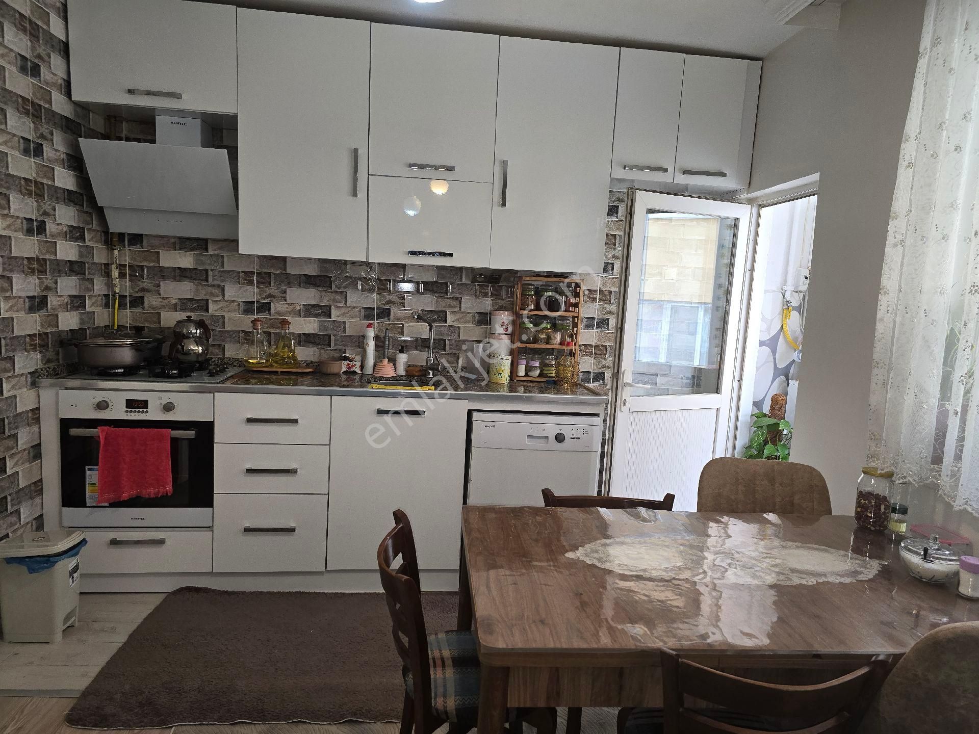 Eskişehir Tepebaşı Ömerağa Mh 2+1 Satılık Daire