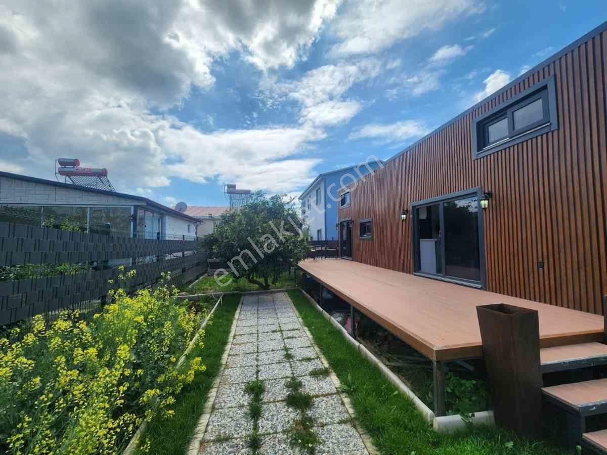 Sığacık Teos Yaşam Park Sitesinde İçinde Tinyhouse Olan Kooperatif Arsası