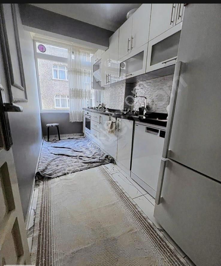 Hürriyet Mahallesi 2+1 3 Kat Krediye Ugun Satılılık Daire