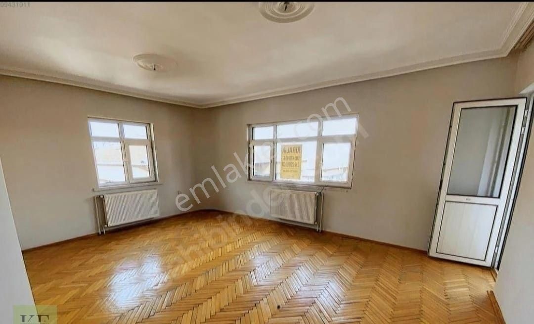 Ankara Ertuğrulgazide 3+1 Sonkat Sitede Salon Bağımsız Satılık Daire