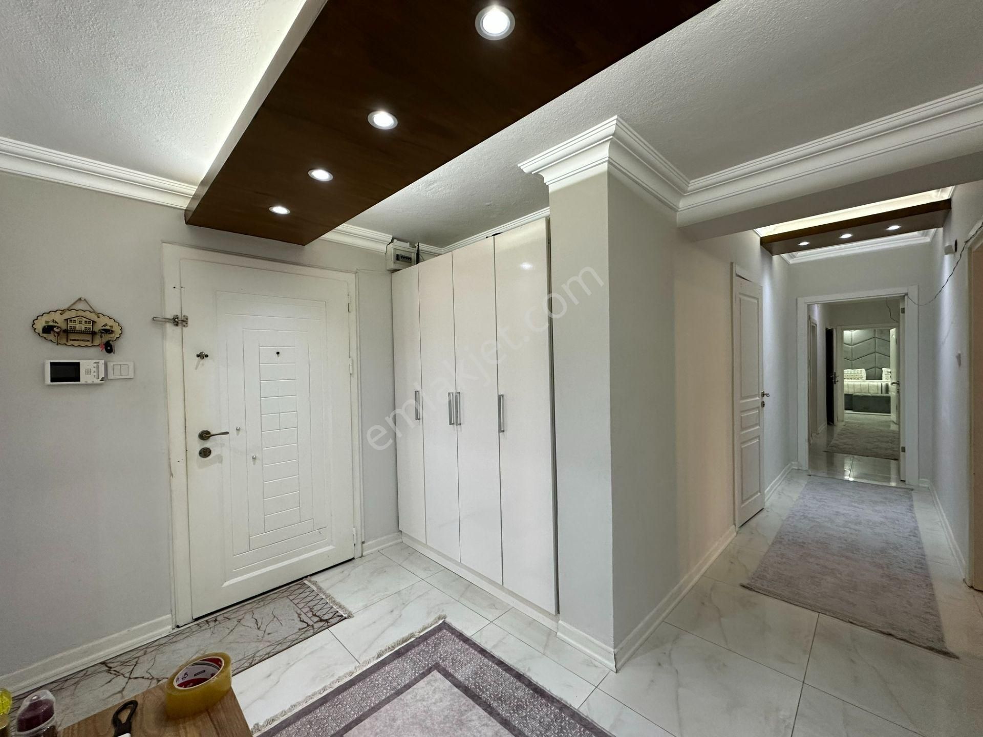 Osmangazi Hüdavendigar Mah. Tuğcu Apt. 200 M2 4+1 Satılık Daire - Görsel 5