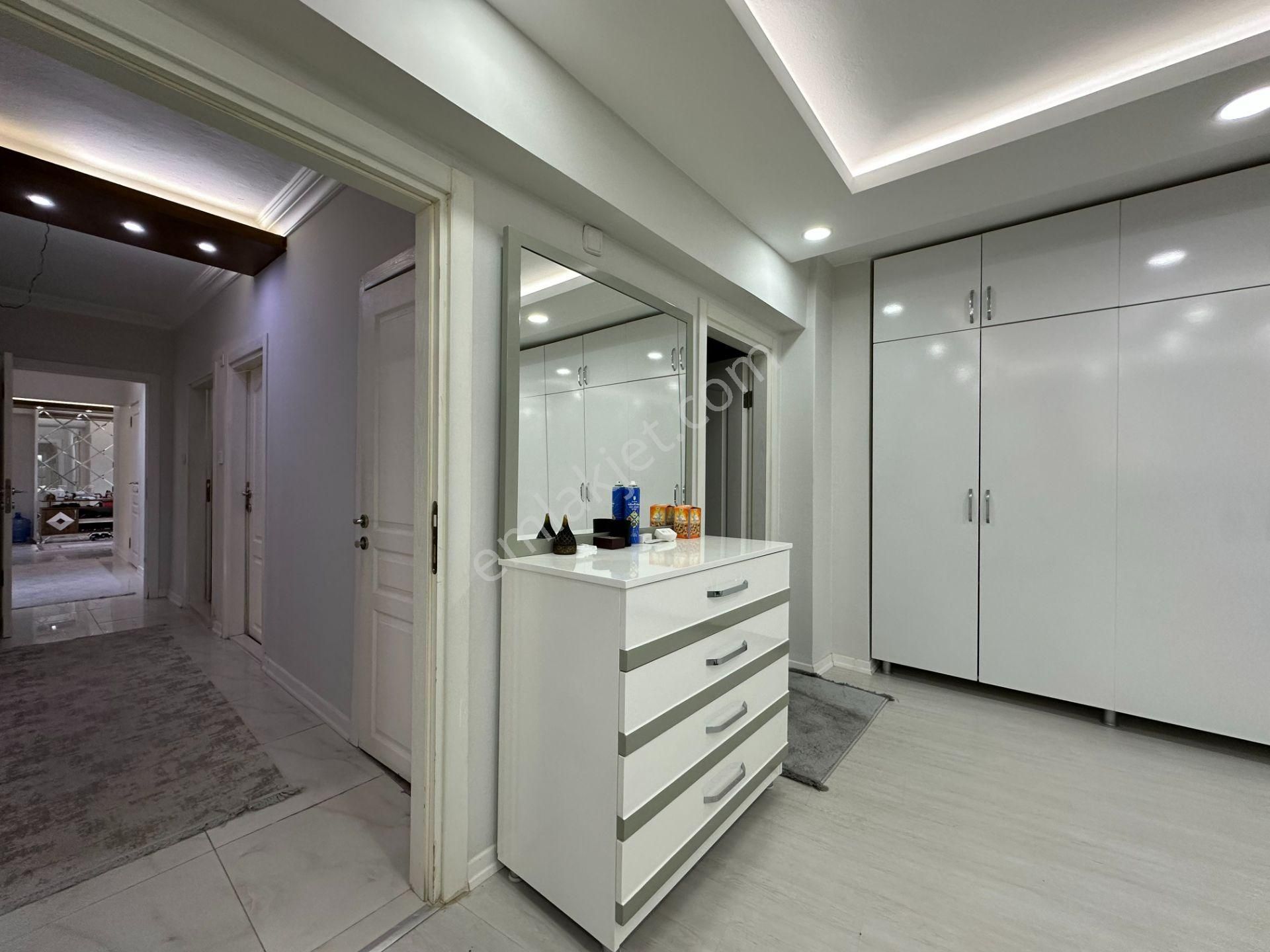 Osmangazi Hüdavendigar Mah. Tuğcu Apt. 200 M2 4+1 Satılık Daire - Görsel 22