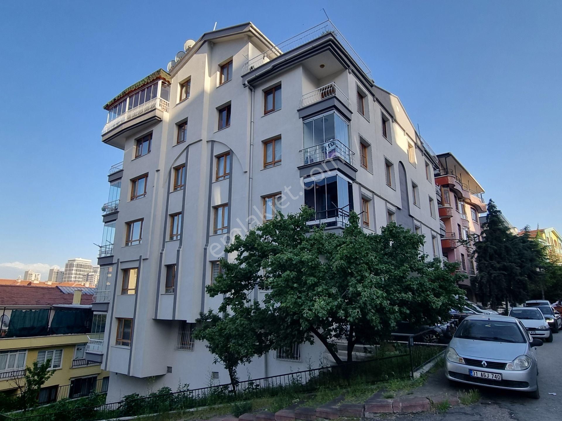 Antares Avm'ye Yürüme Mesafesinde 5+1 Dubleks Asansörlü Çift Teraslı