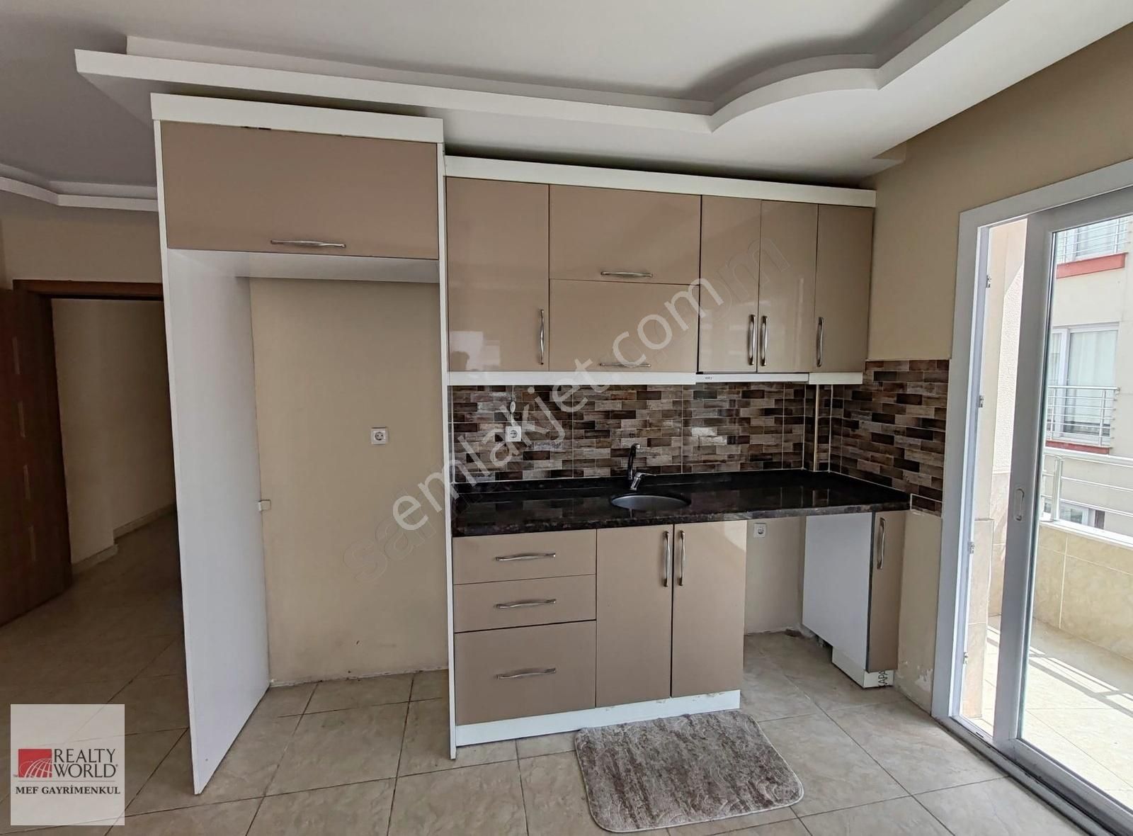 Rw Mef'den Atatürk Mh. Nezih Semtte Kiralık 2+1 Daire