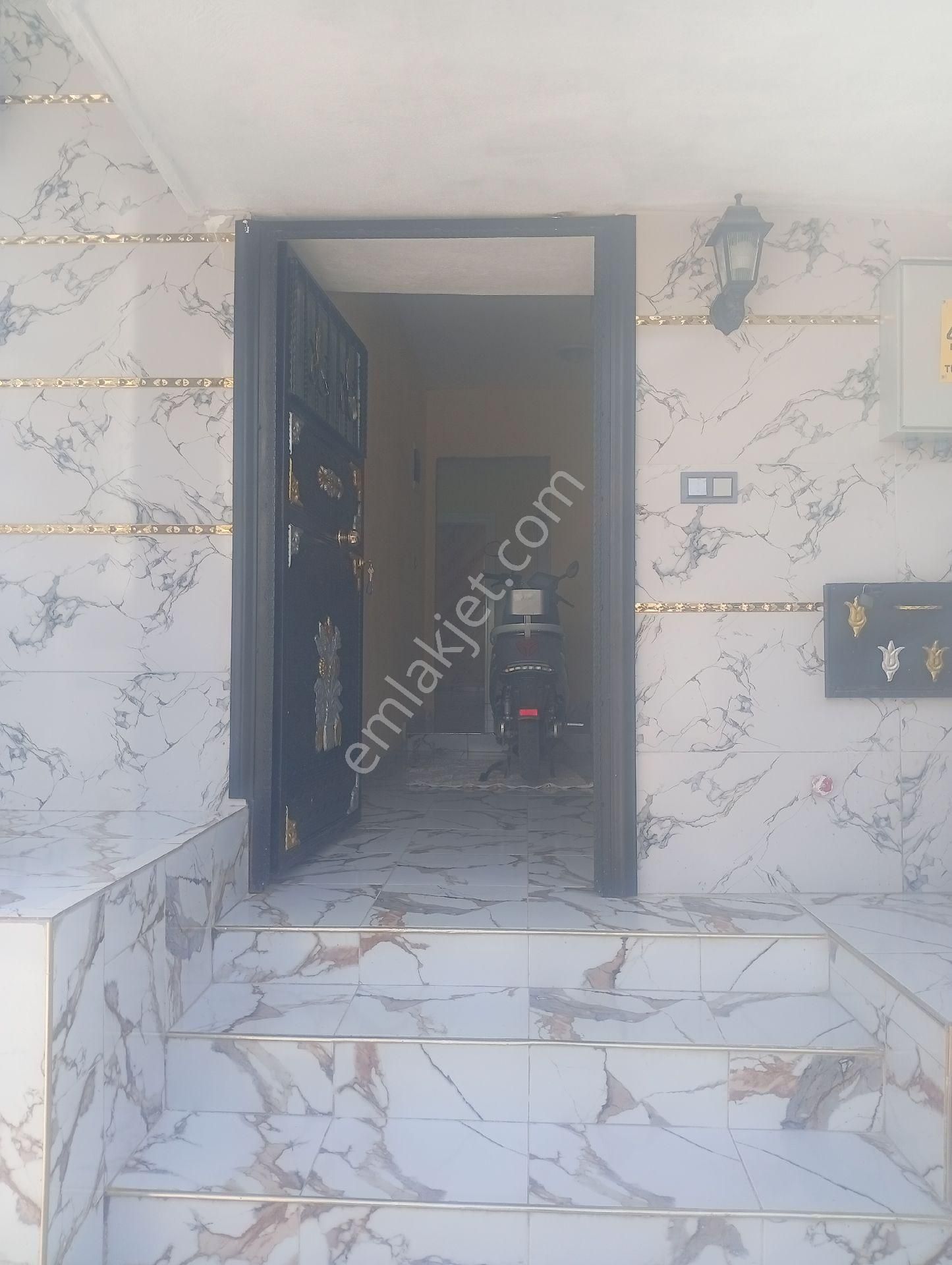 Sarıçam Beyceli'de Okul Yanında 2+1 Tek Katli Müstakil Ev - Görsel 2