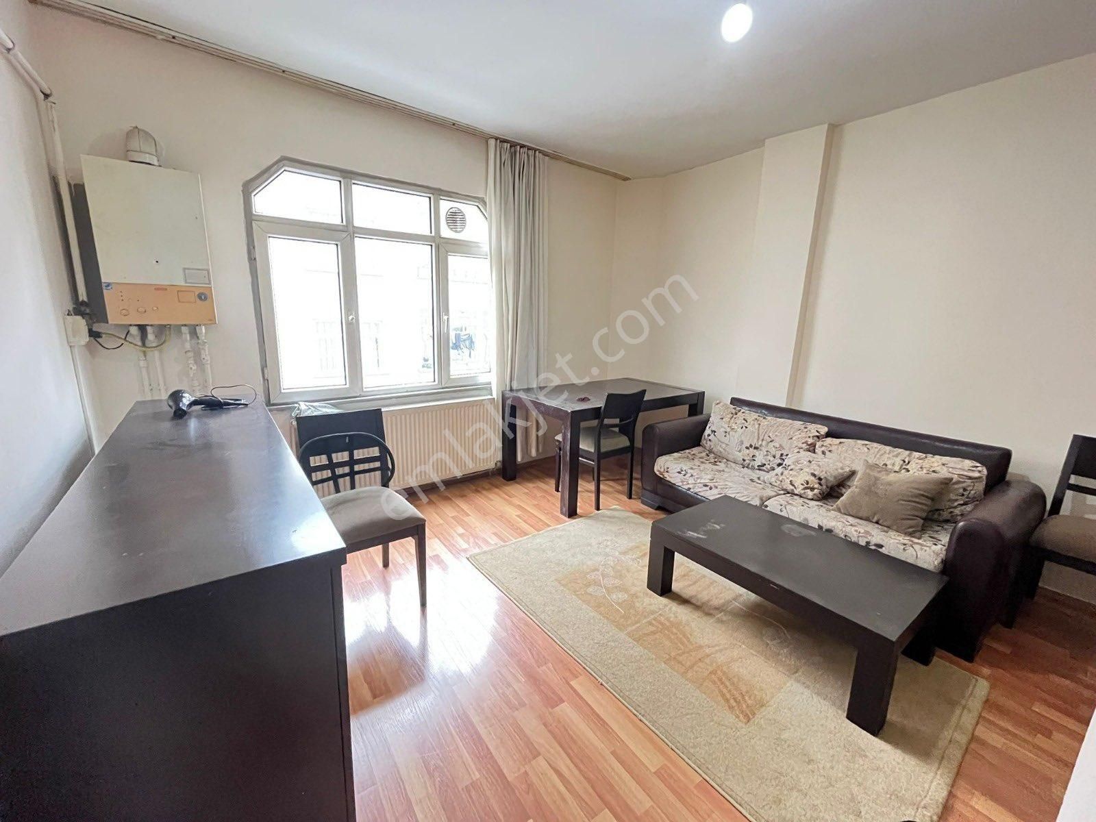 İmren Gayrimenkulden Kiralık 1+1 Eşyalı Tevfikbey Mahallesinde 2.kat
