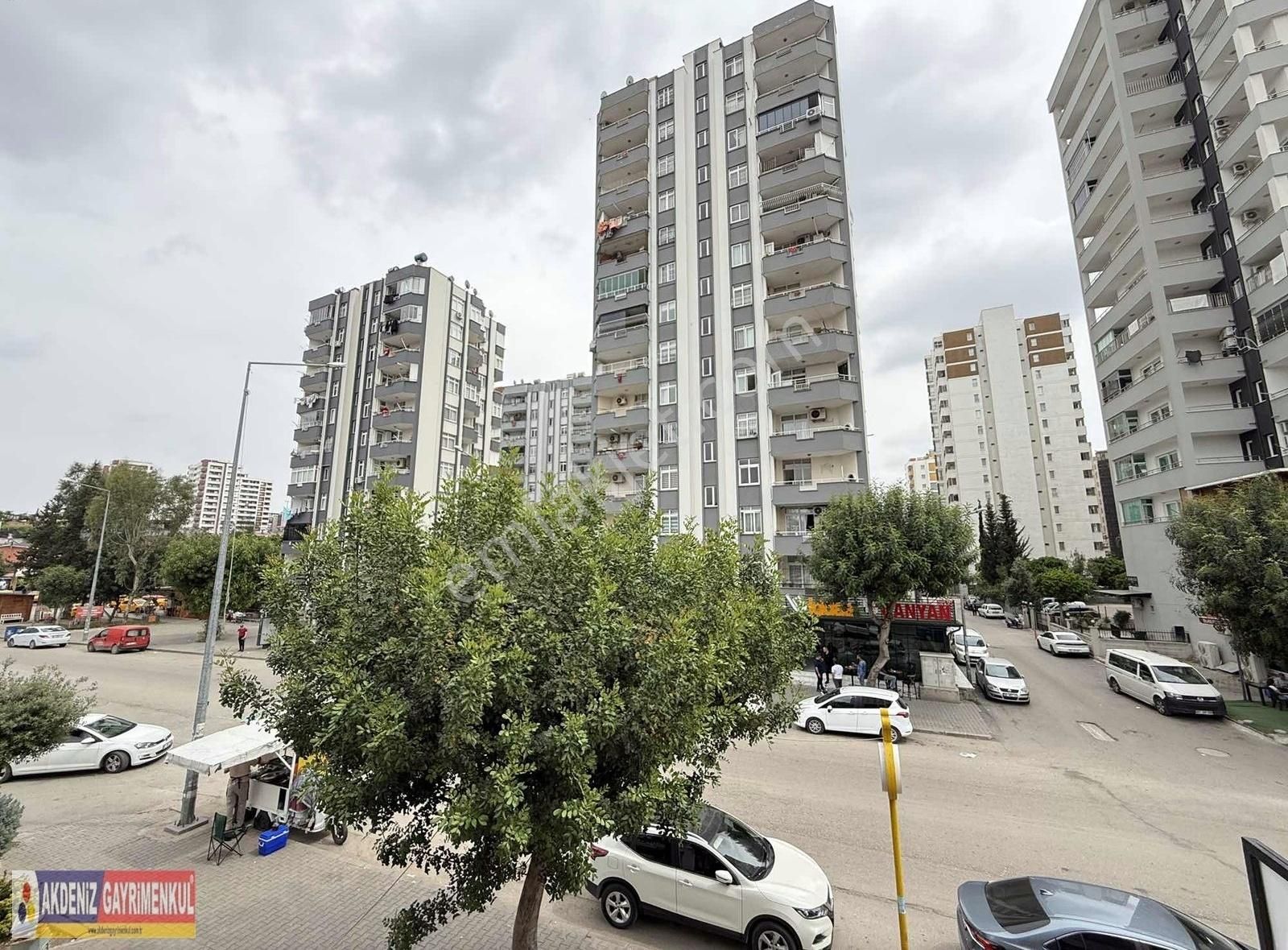 Türkmenbaşı Pınar Groseri Arası Cadde Üzeri 3+1 Kapalı Mutfak