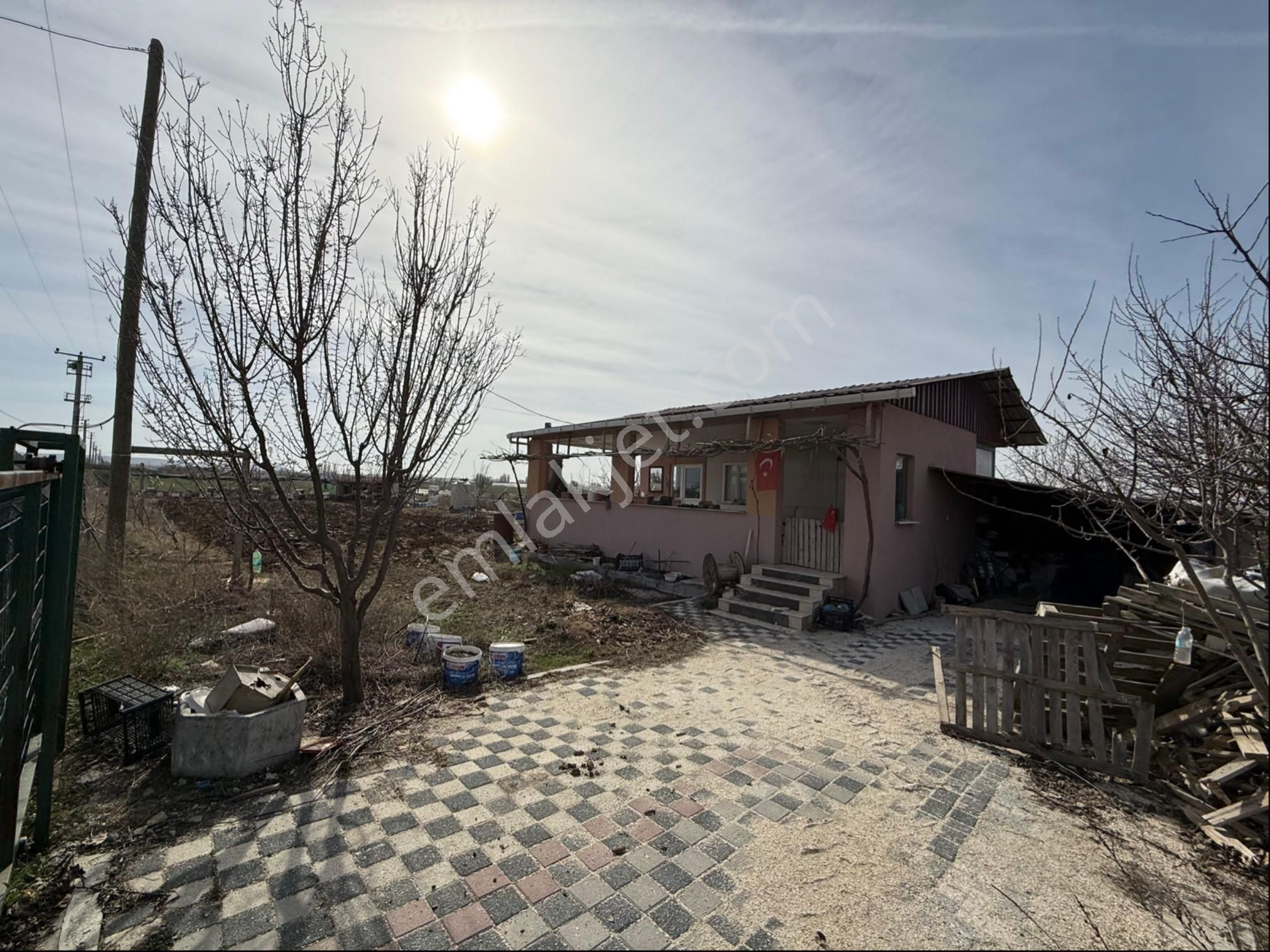 Kökten Emlak'tan Koyunlar Mahallesinde Satılık 1.073m2 Tarla