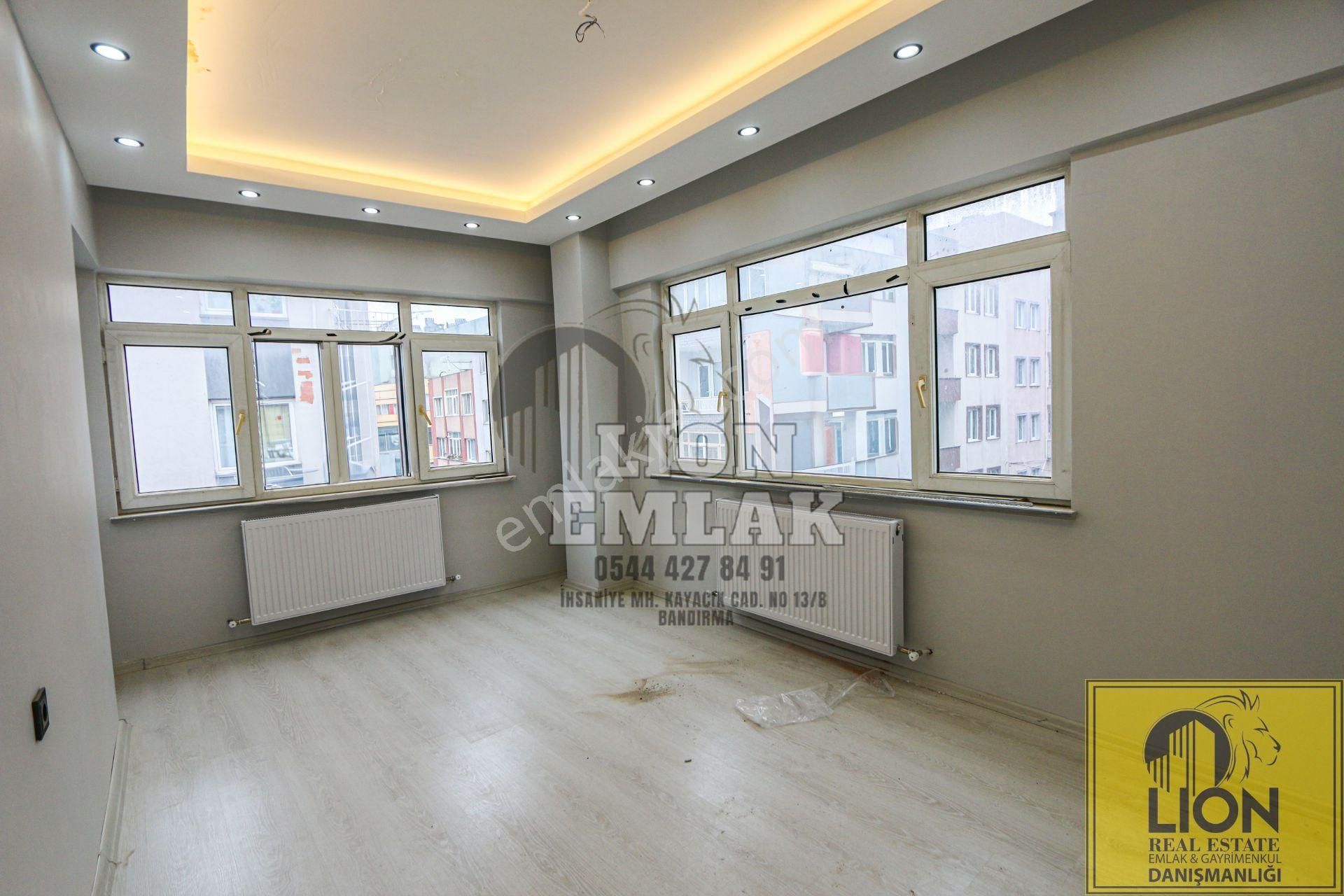 Bandırma Paşabayır'da Deniz Manzaralı,full Tadilatlı Satılık 2+1 Daire