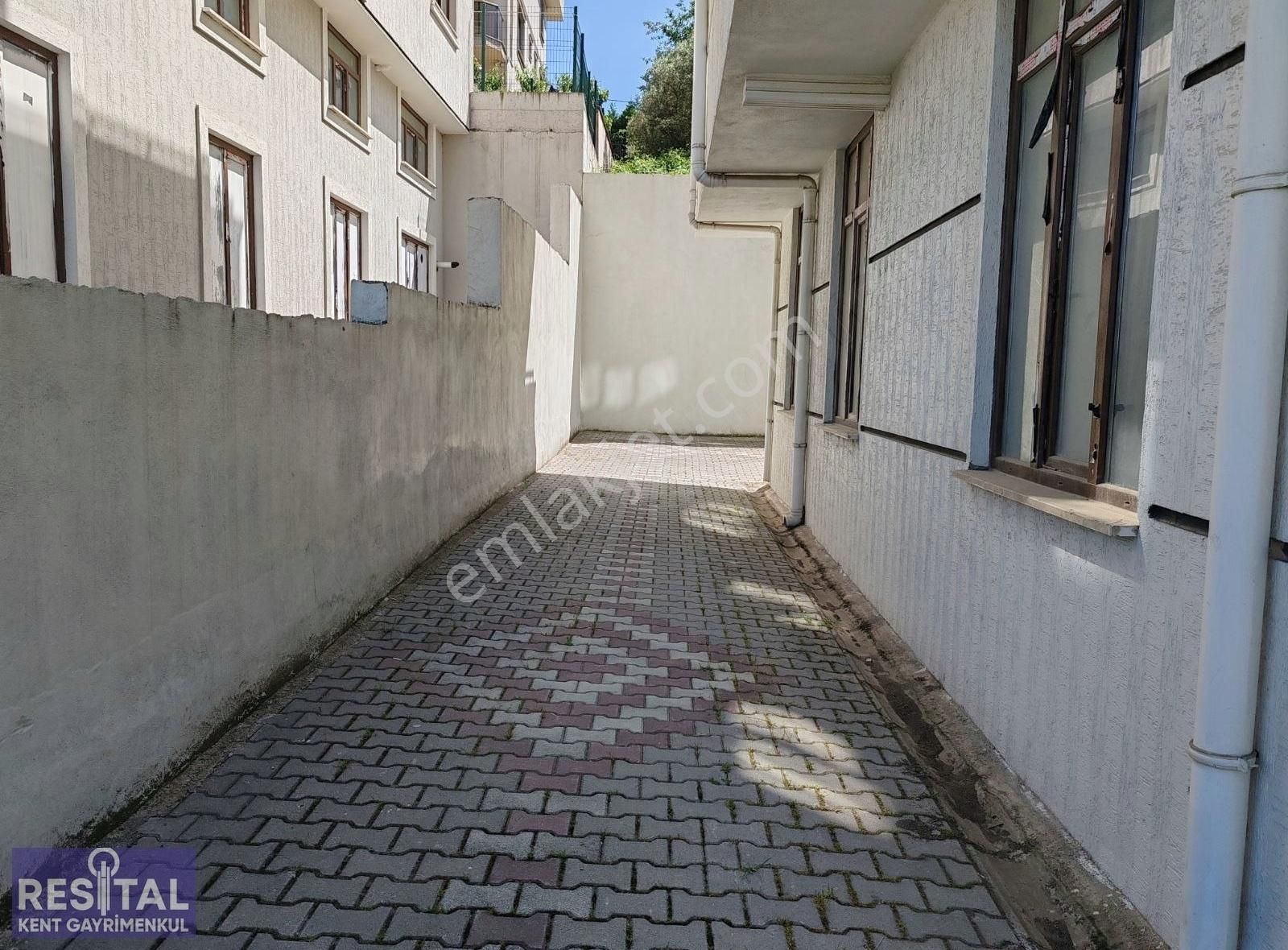 Nilüfer Çalı Gümüşlük 60 M2 Doğalgazlı Wc Li Dükkan